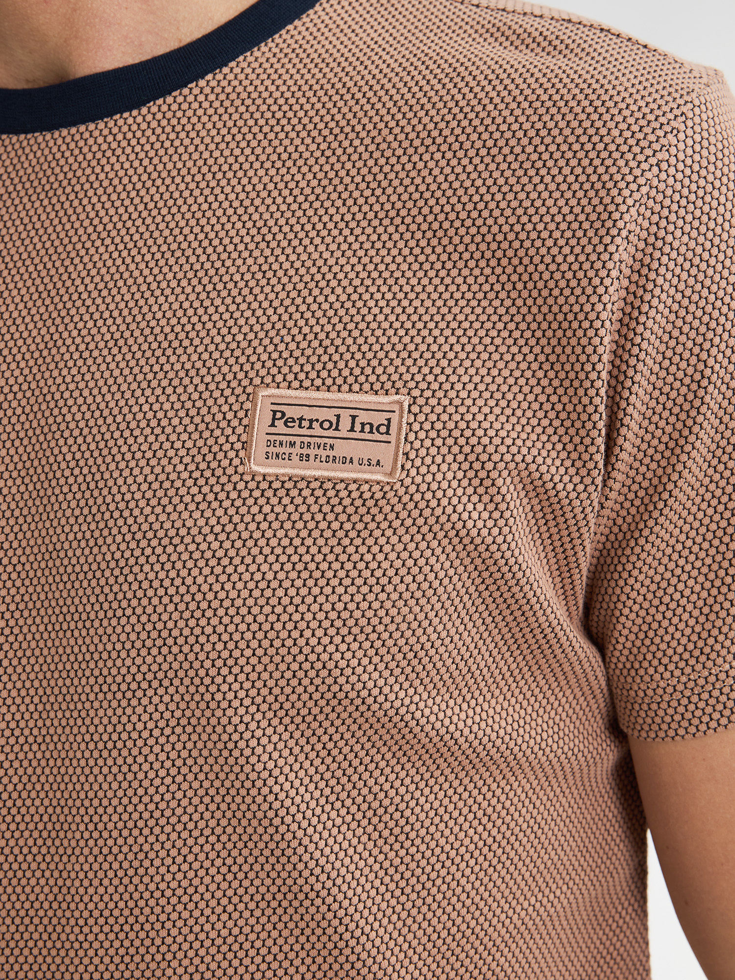 M-1050-TSR628 (7143)