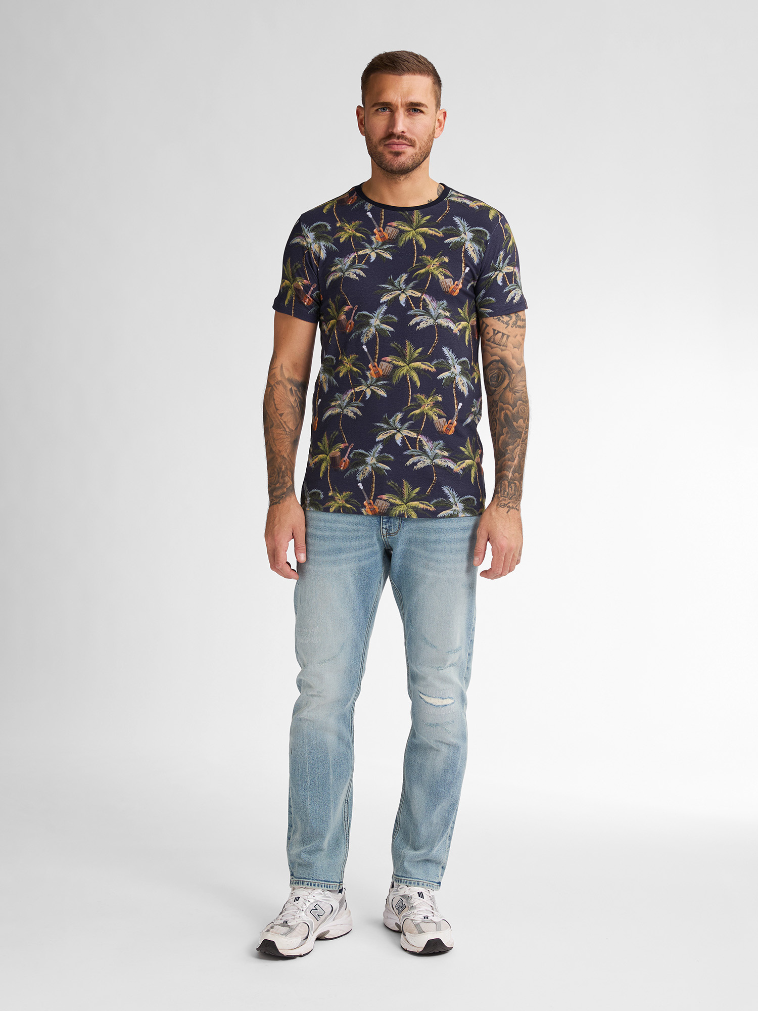 M-1050-TSR672 - Men Tshirt SS (5178 Navy Blue)