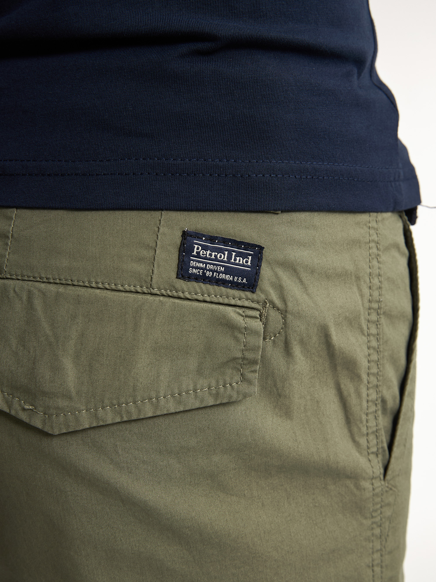 M-1050-SHO500 - Men Shorts Cargo (6134 Dusty Army)