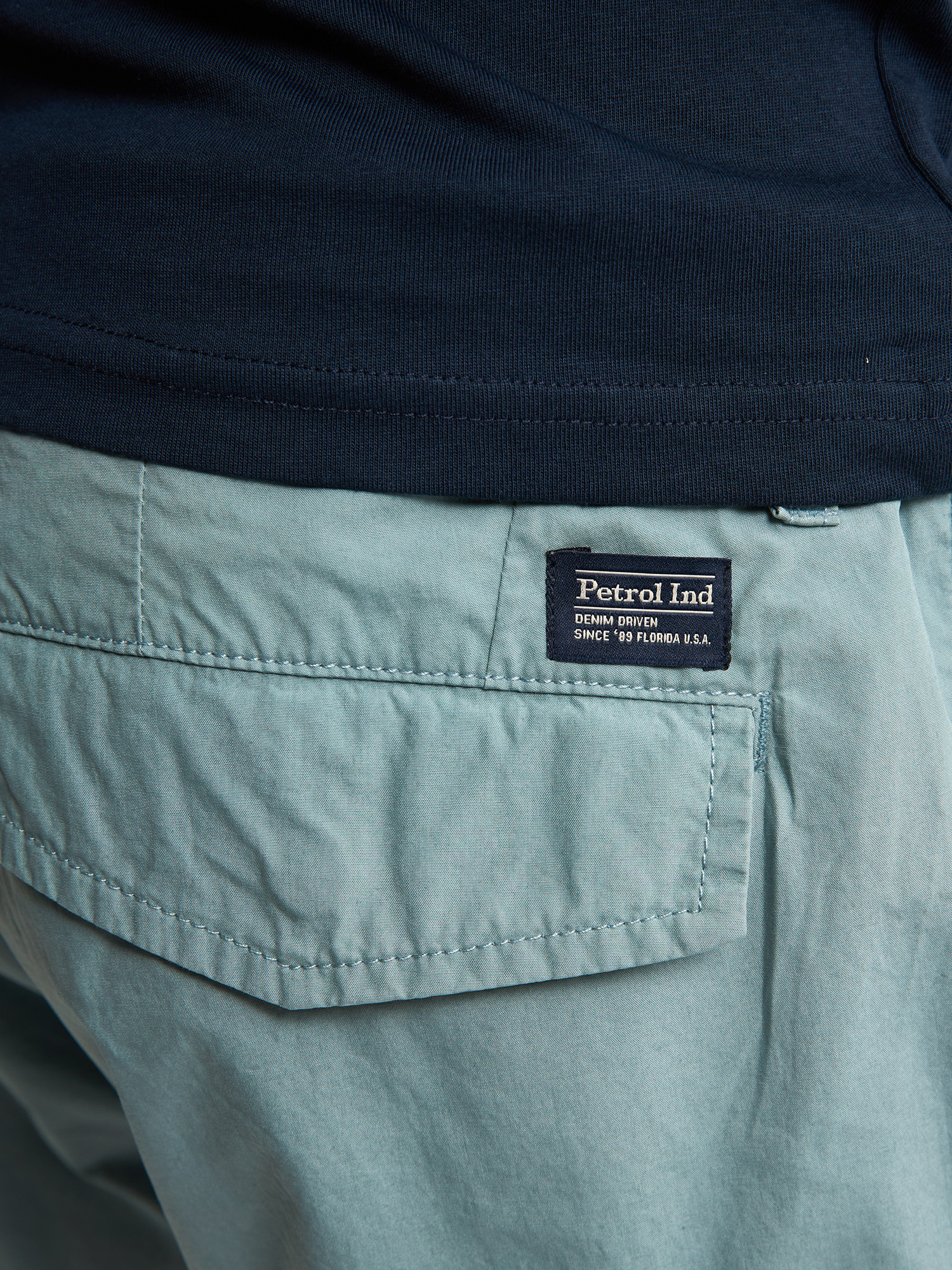 M-1050-SHO500 - Men Shorts Cargo (5188 Ocean)