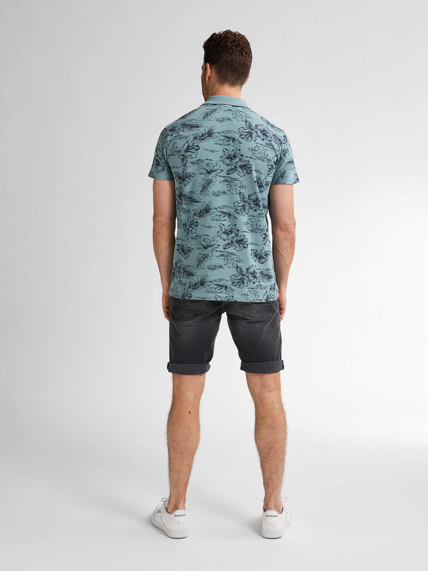 M-1050-SHO003 - Men Shorts Denim Regular fit (9705 Black Stone)