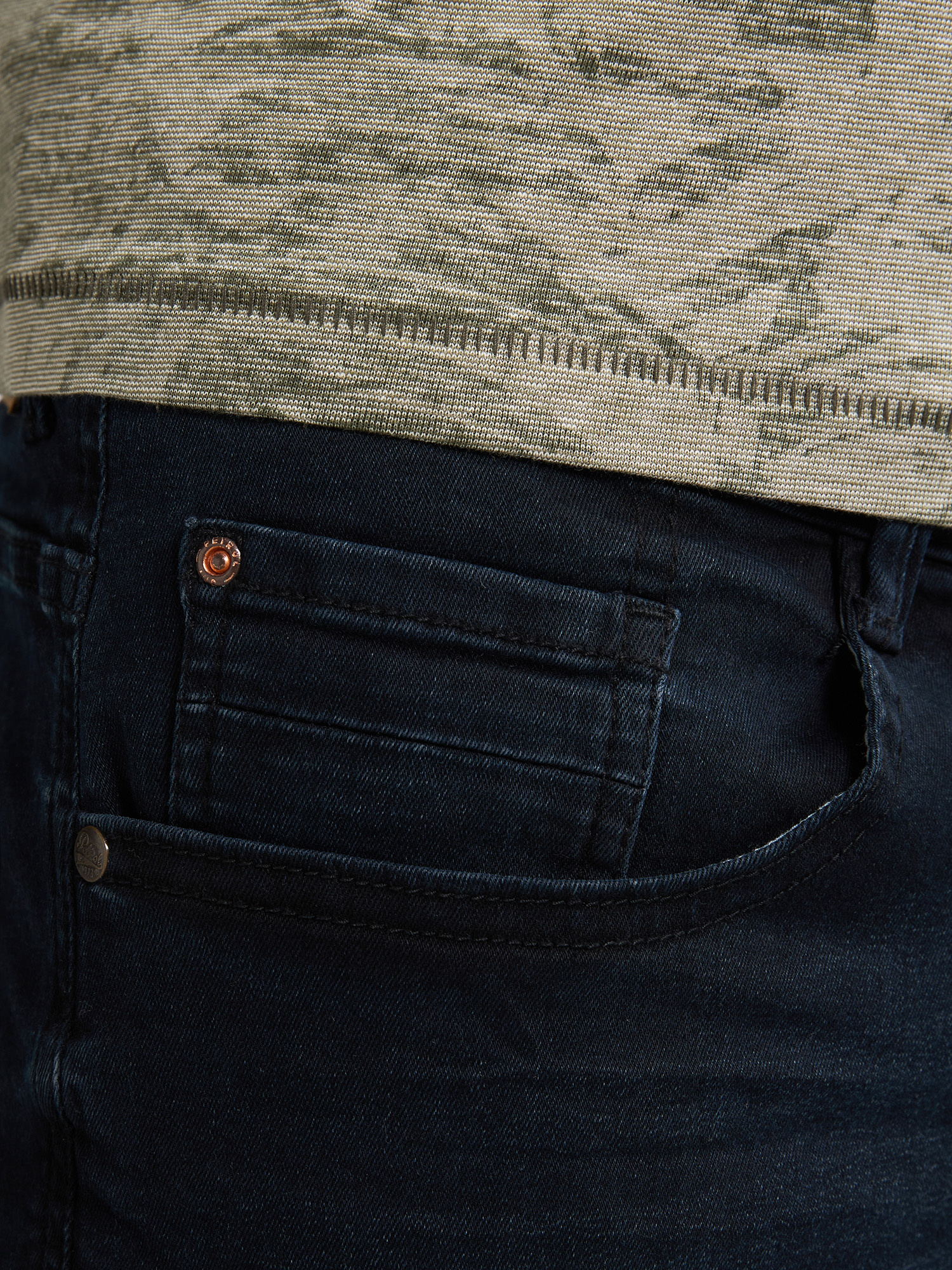 M-1050-SHO002 Men Shorts Denim (5812 Blue Black)