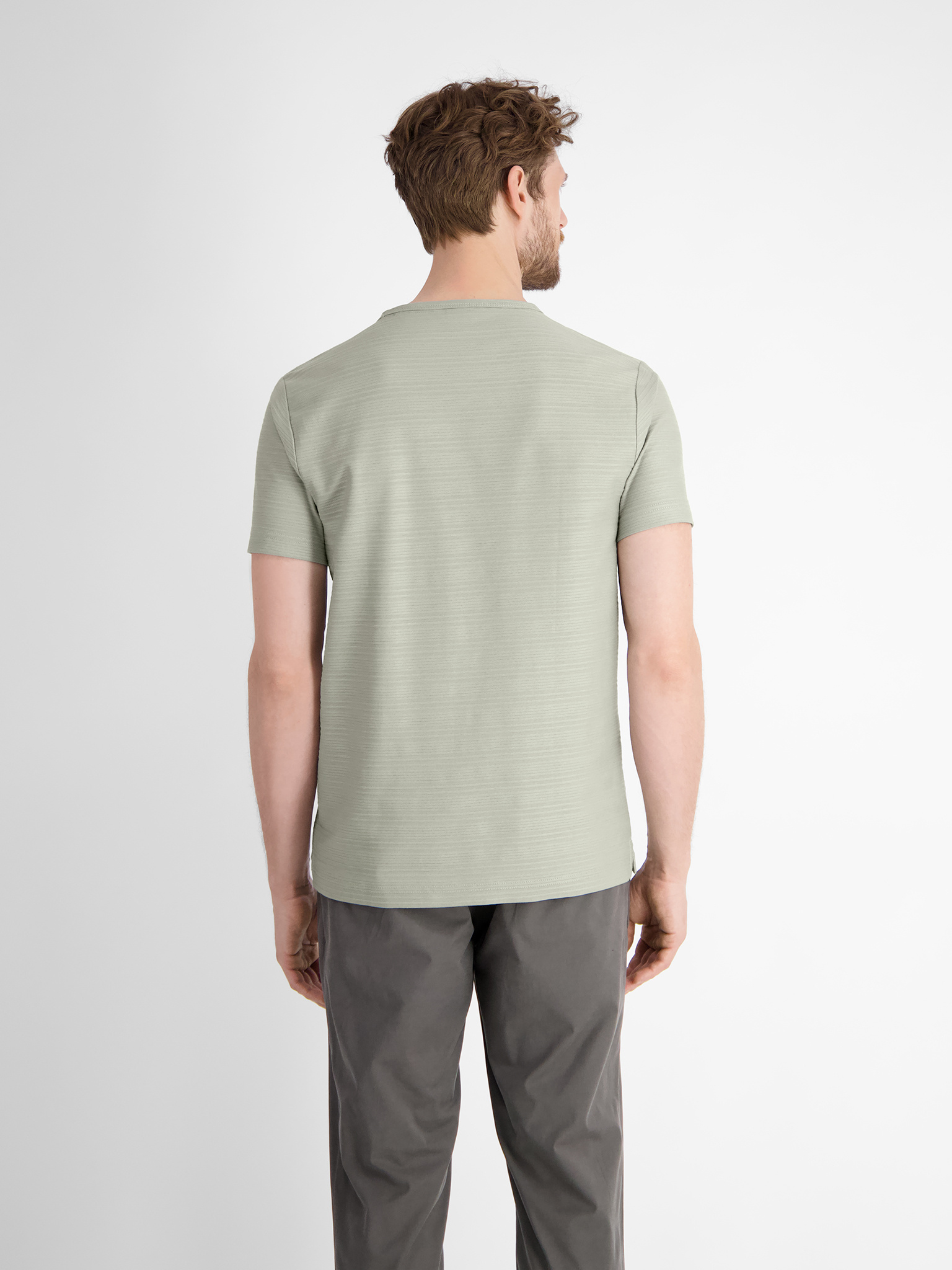 2563966 TINTED GREY 633