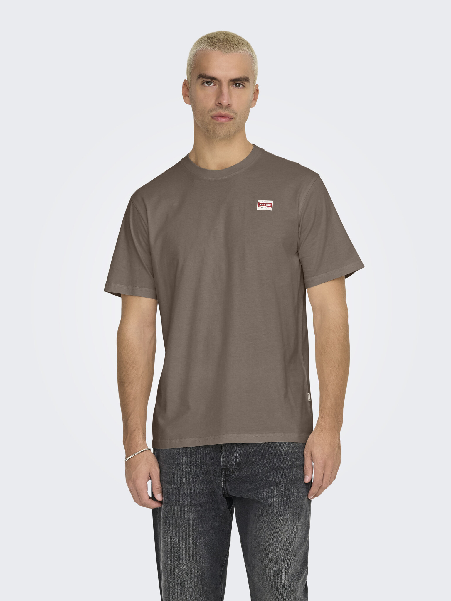 ONSDAWSON REG SS TEE VD (Falcon/LOGO)