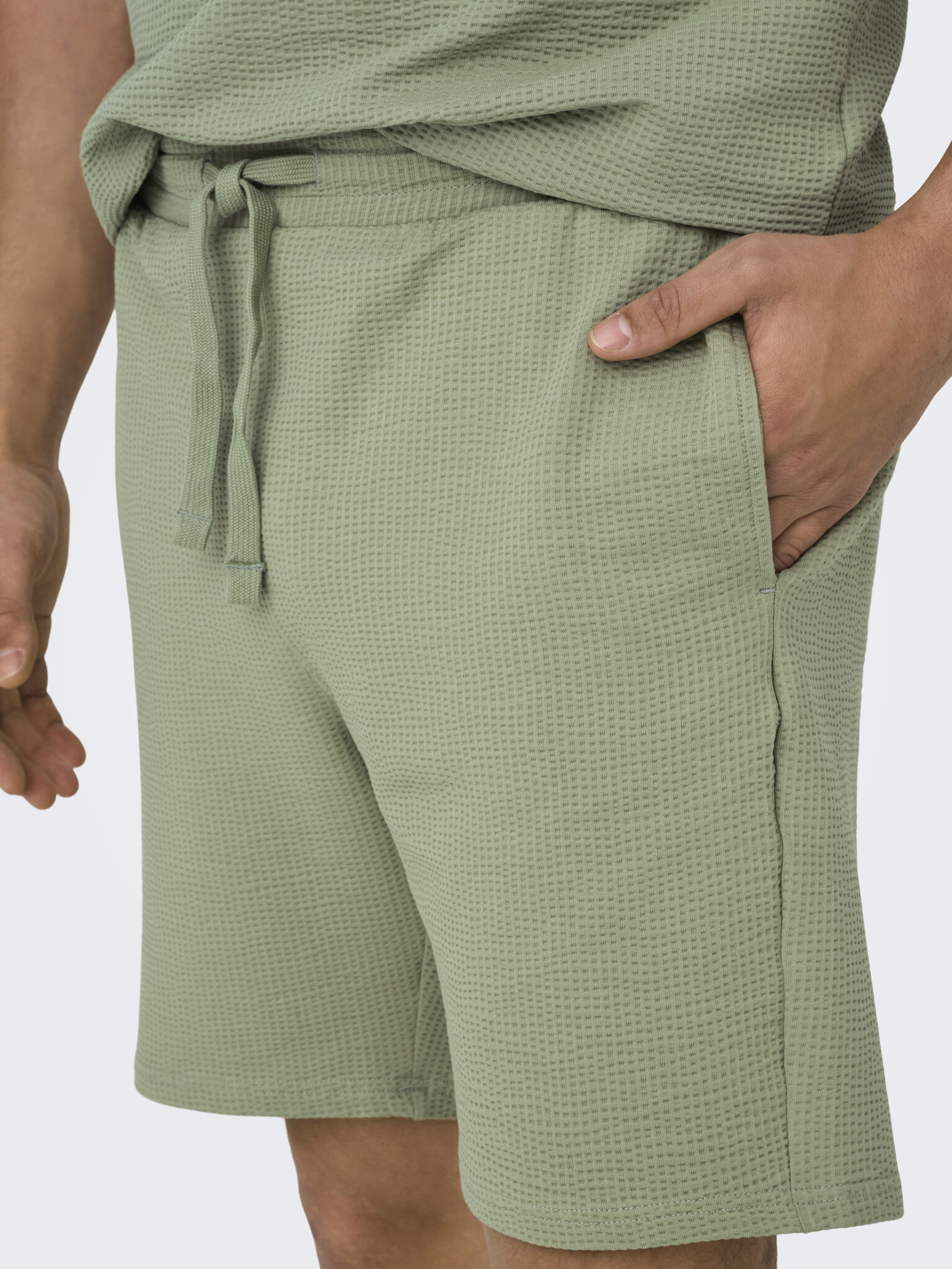 ONSKIAN LIFE REG SEERSUCKER SHORTS (Seagrass)