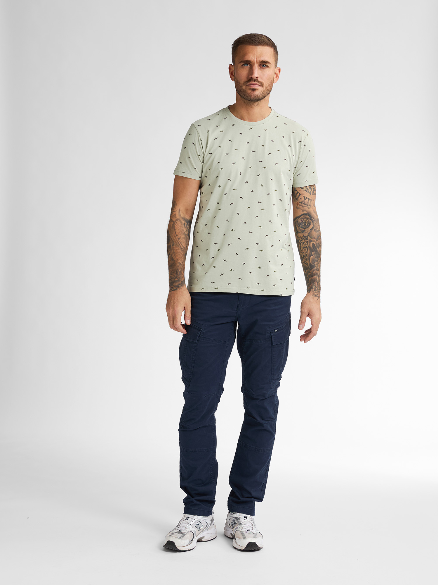 M-1050-TSR687 MEN SHIRT SS AOP (6173 SAGE GREEN)