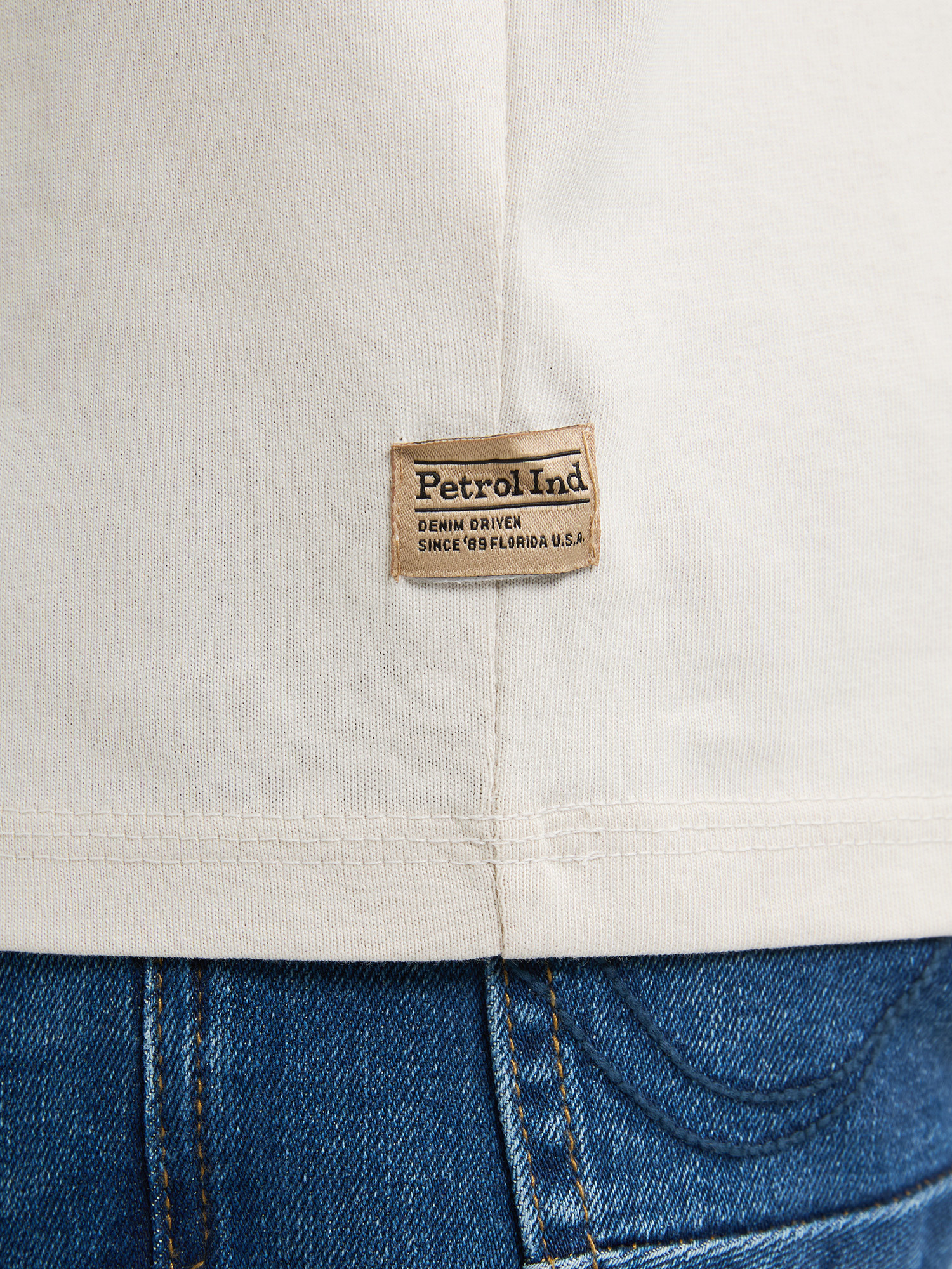 M-1050-TSR659 (0112 Seashell)