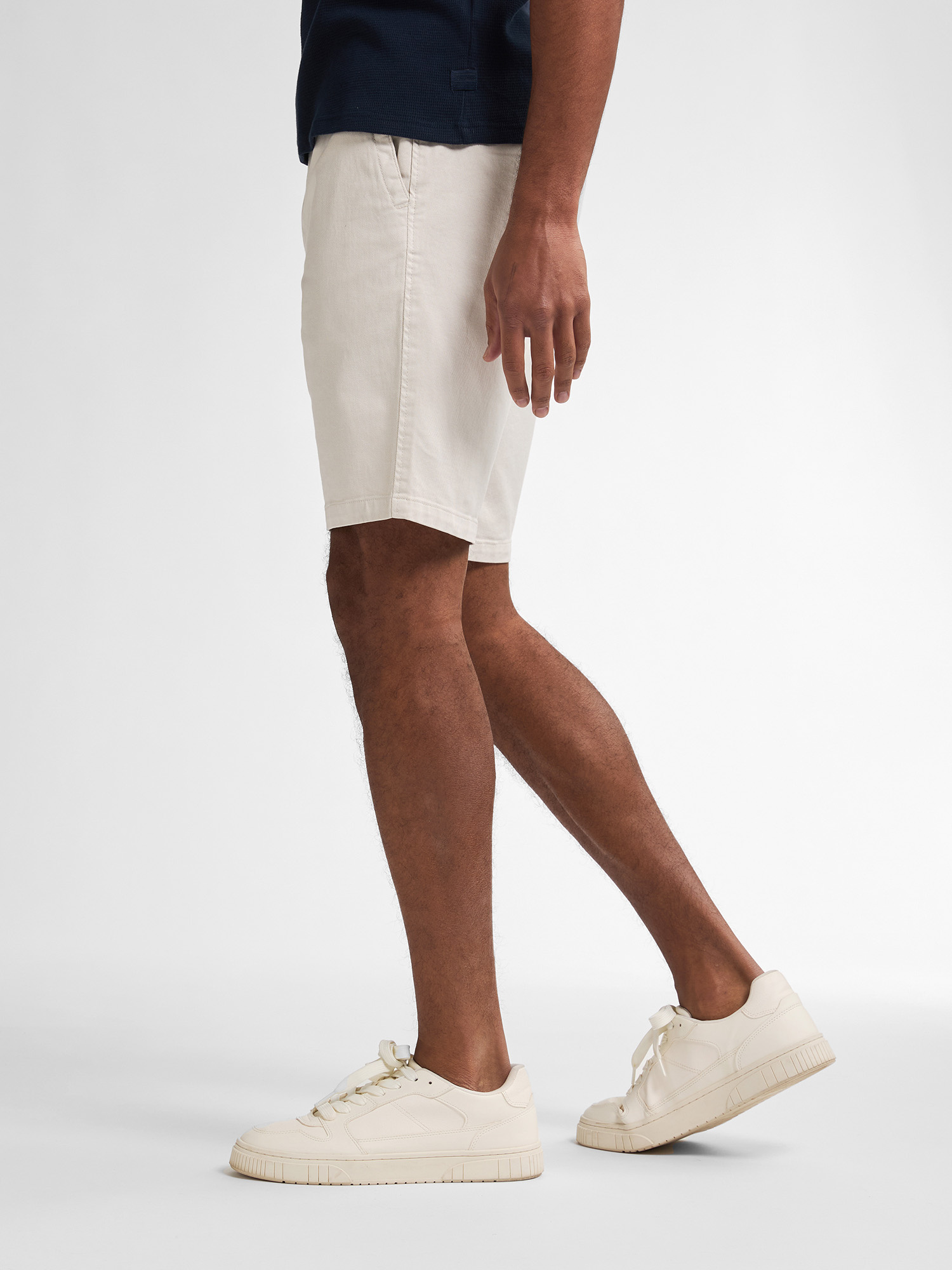 M-1050-SHO527 Mens Shorts (0112 Seashell)