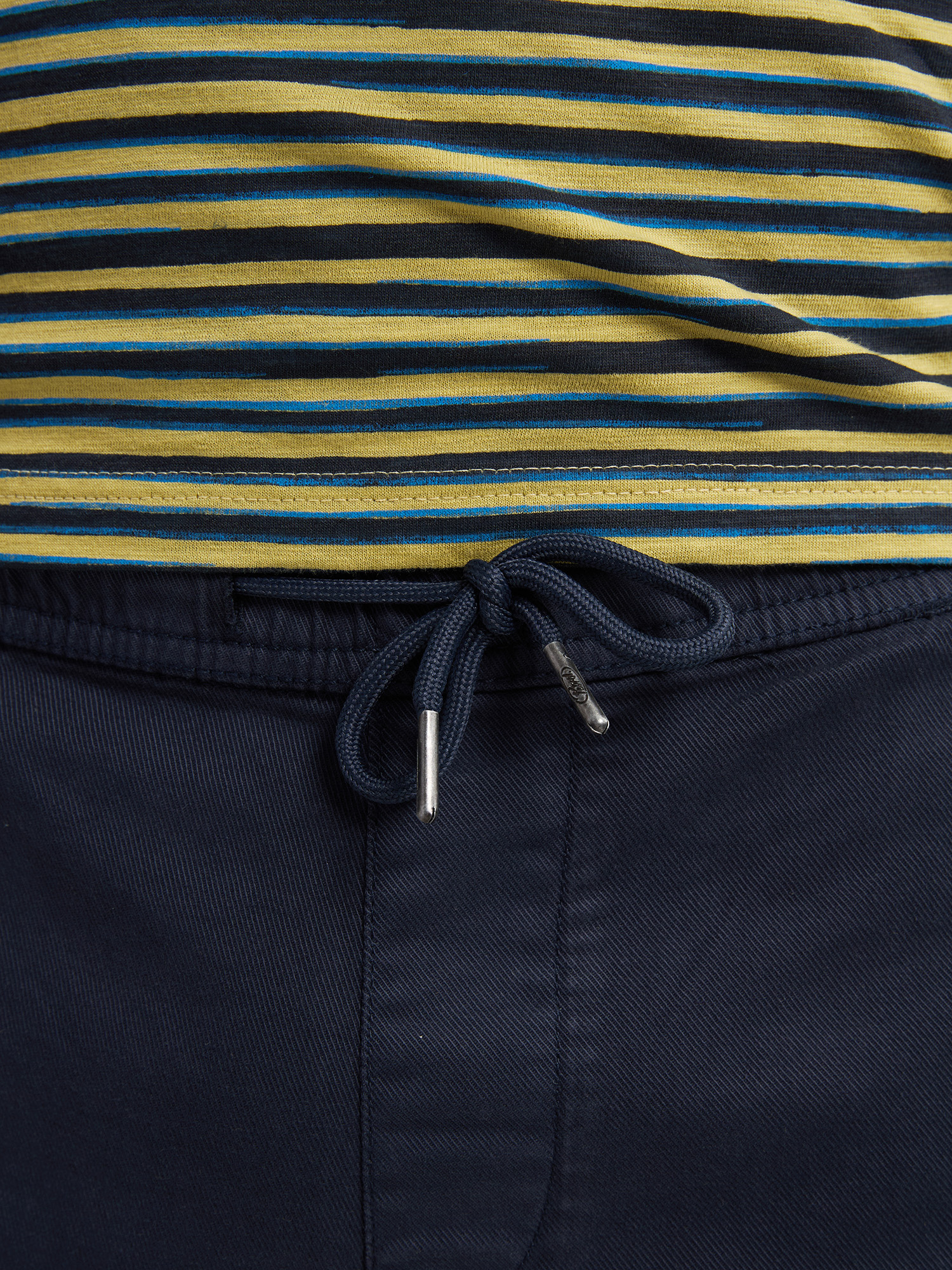 M-1050-SHO527 Mens Shorts (5178 Navy)