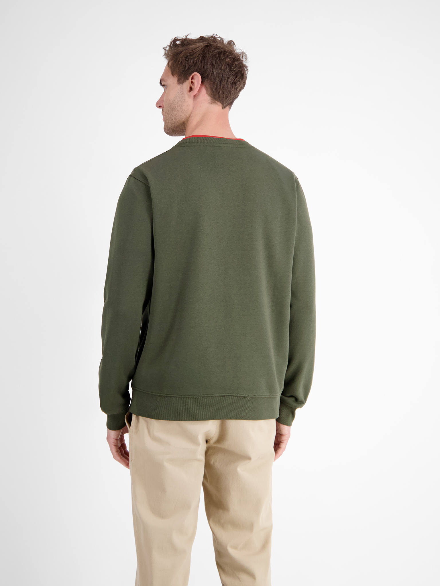 2584016  ( 661 NORDIC OLIVE )