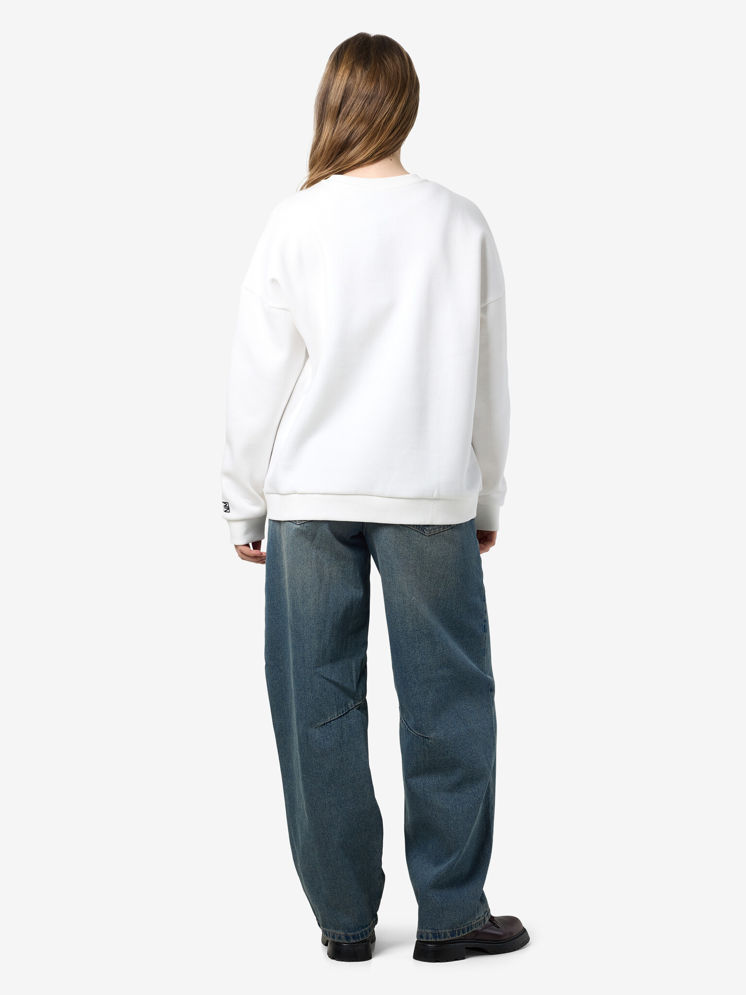 NMBELIEVE O-NECK SWEAT (CLOUD DANCER BLACK)