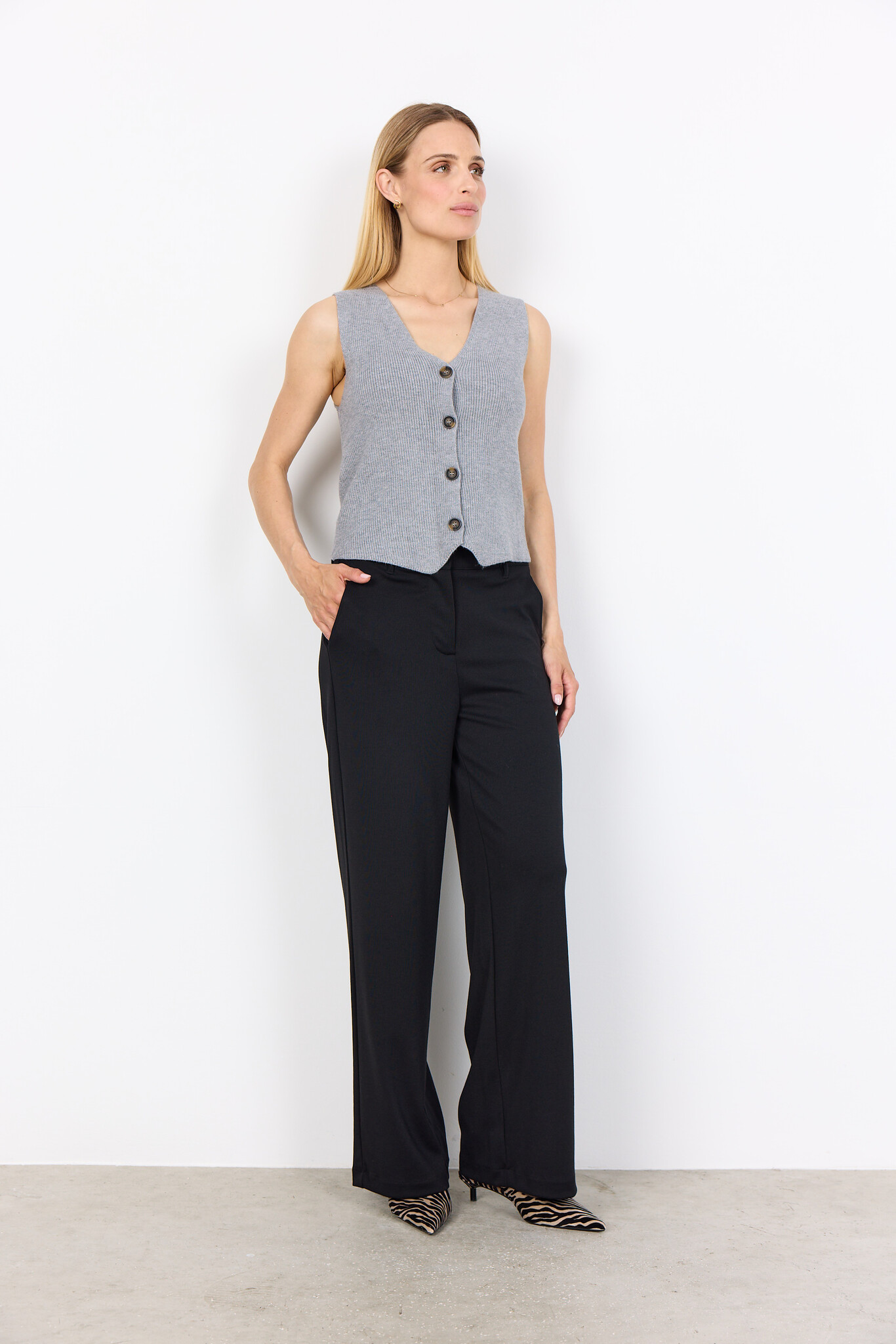 SC-KANITA 27 (99470 )