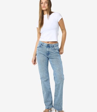 NOISY MAY MONICA HW STRAIGHT JEAN ( LIGHT BLUE )