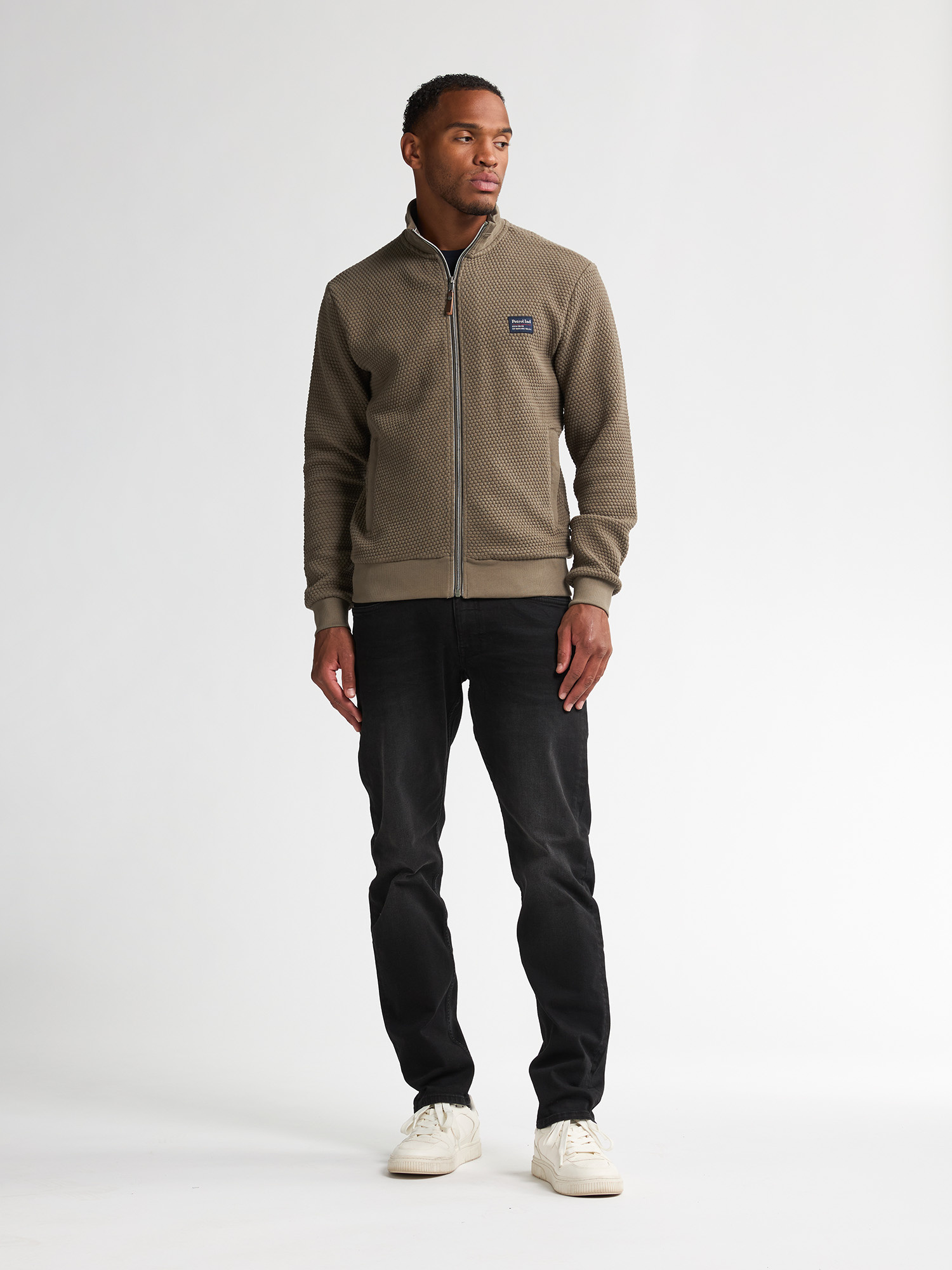 M-3050-SWC343  ( 6174 MOSSY STONE)