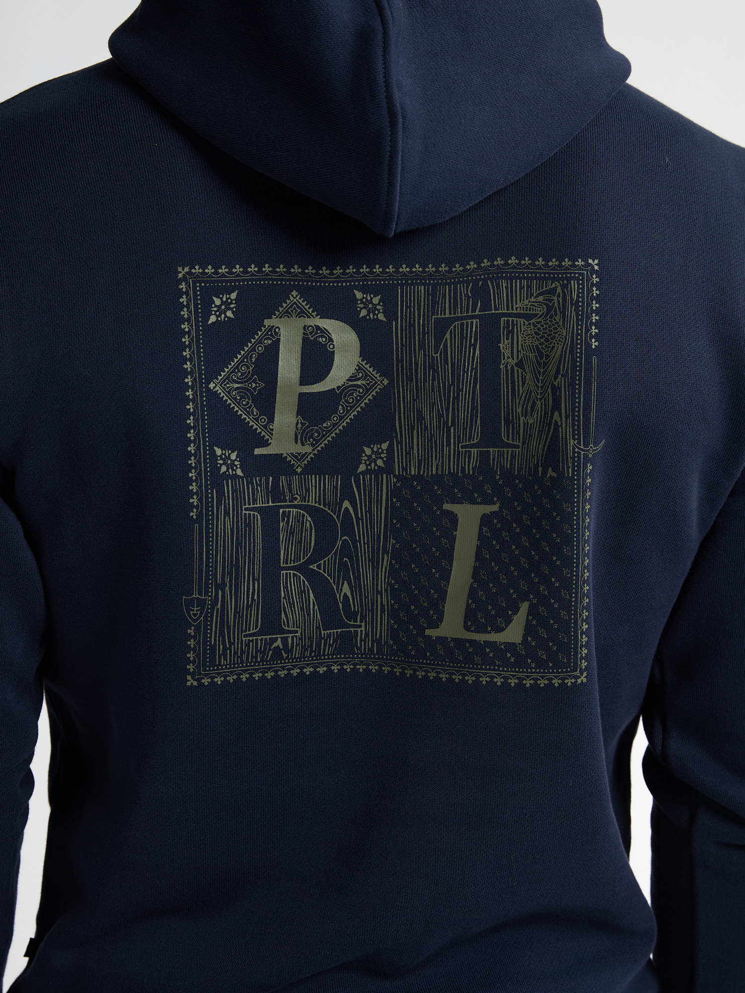 M-3050-SWH377 (5090 DEEP CAPRI )