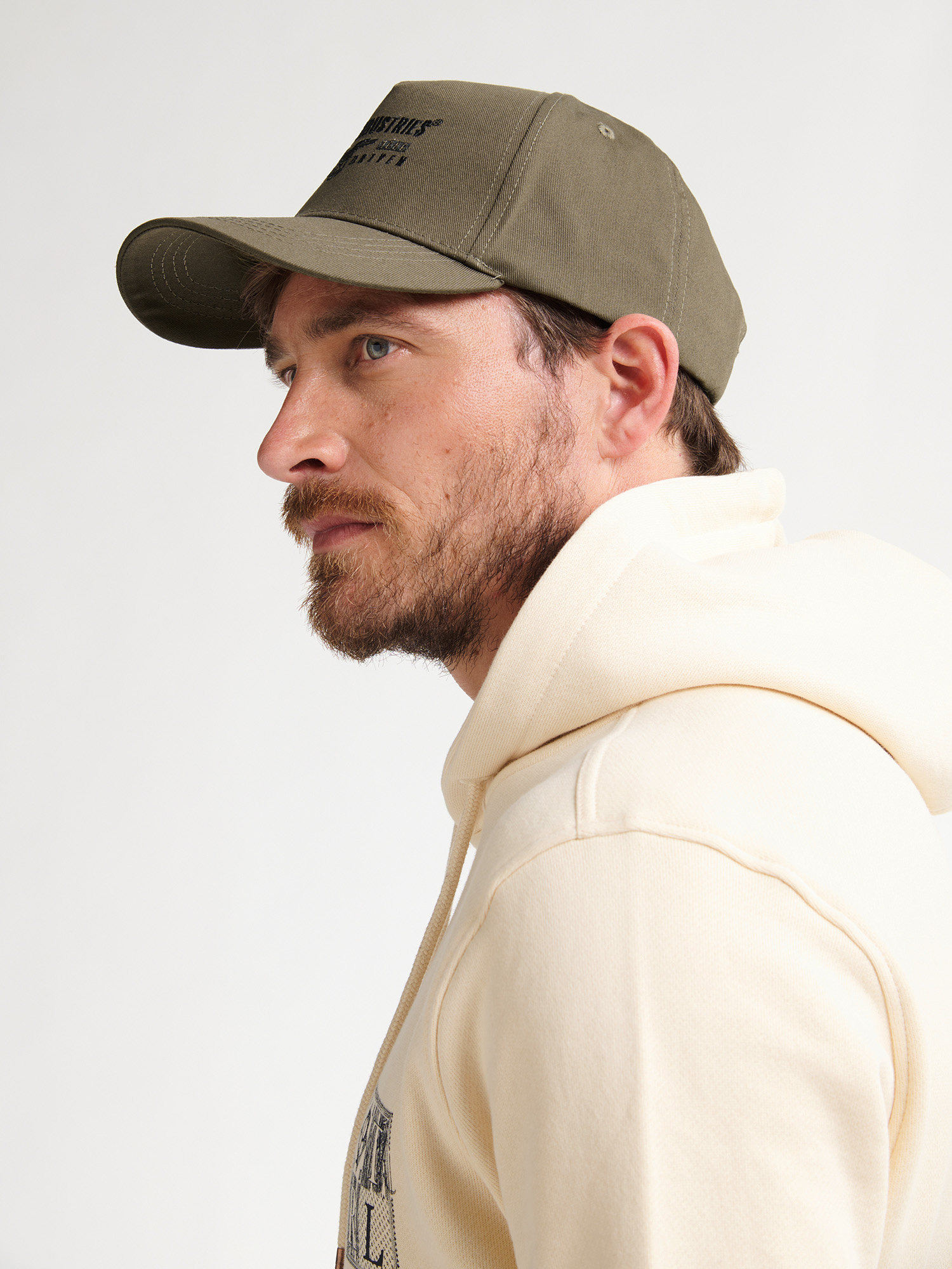 M-3050-CAP824 (9066 Beluga)