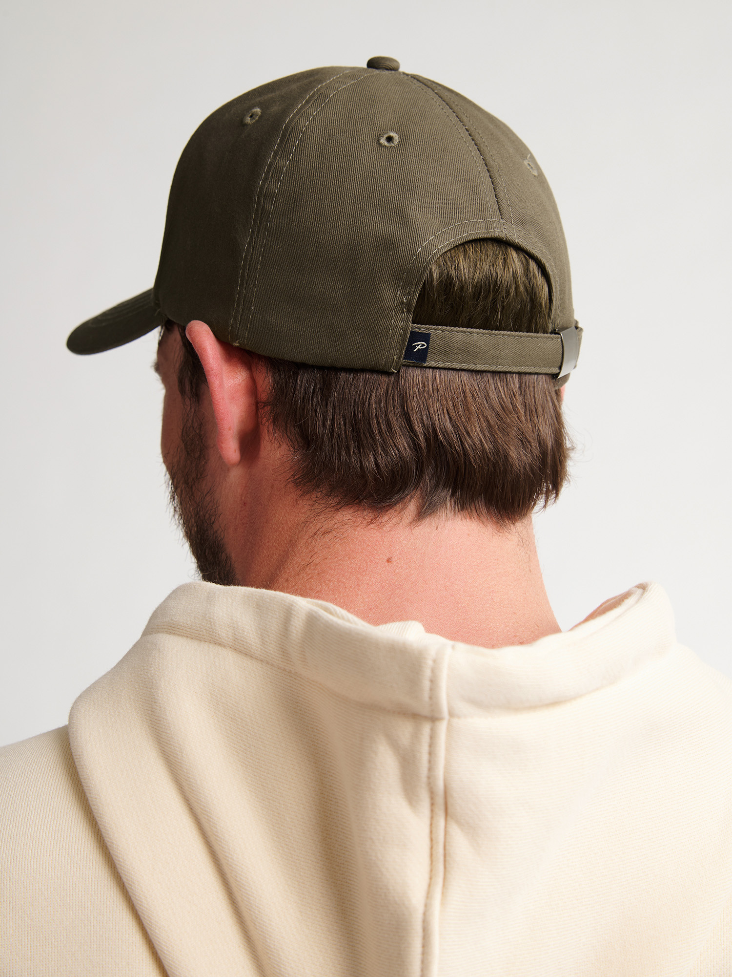 M-3050-CAP824 (9066 Beluga)