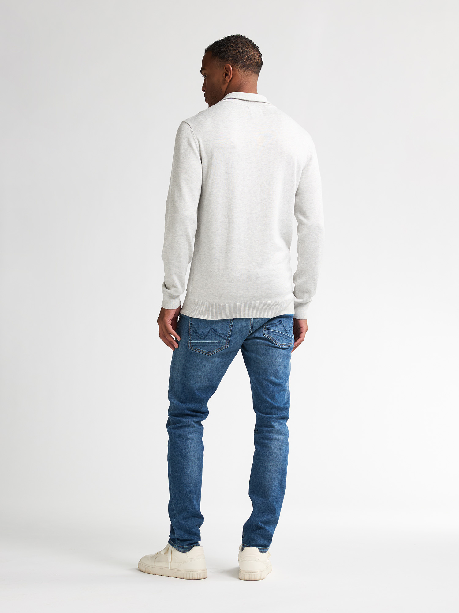 M-3050-KWC207 (0009 Antique White)