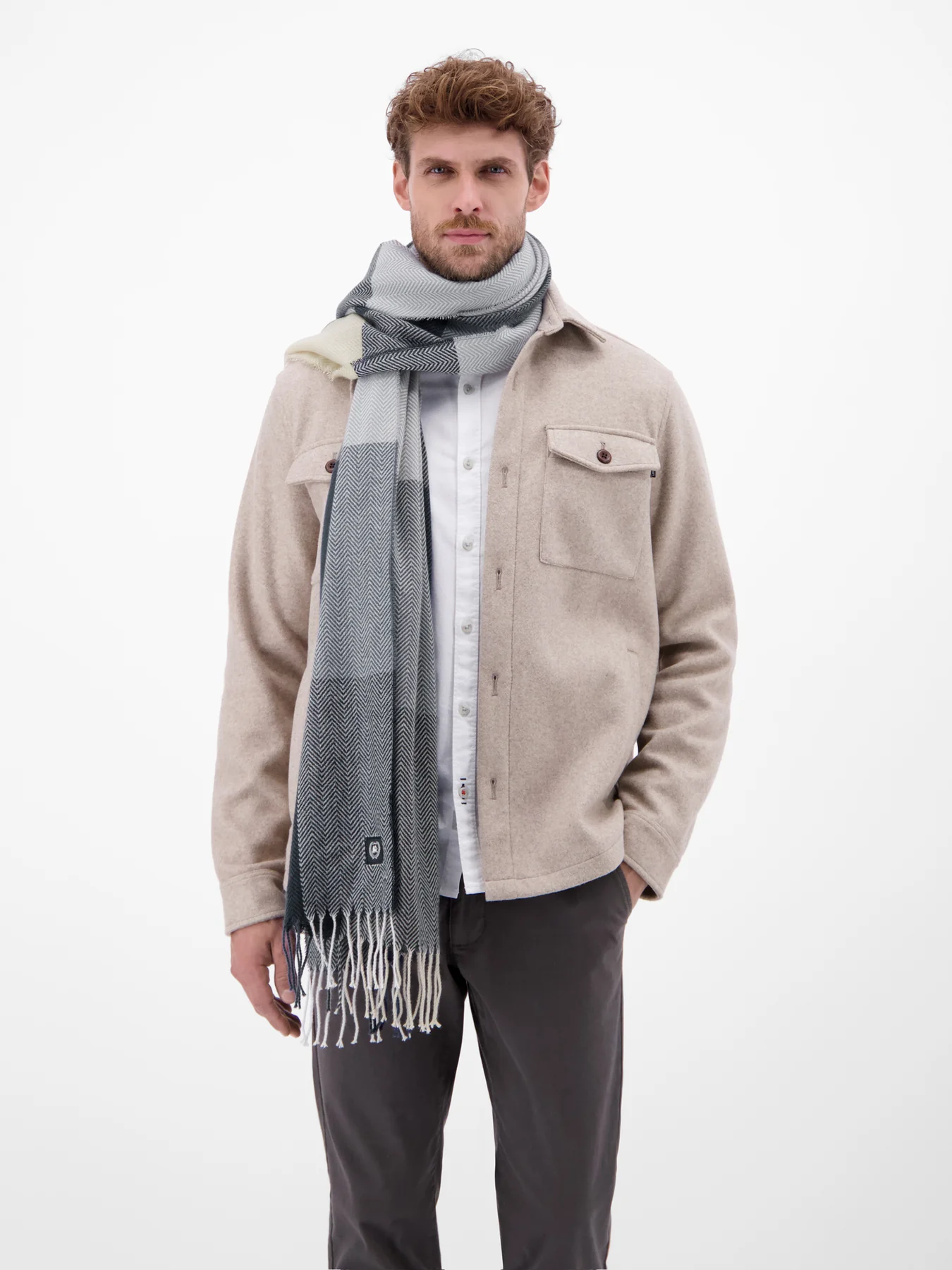 5591052 SCHAL GEWEBT (485)