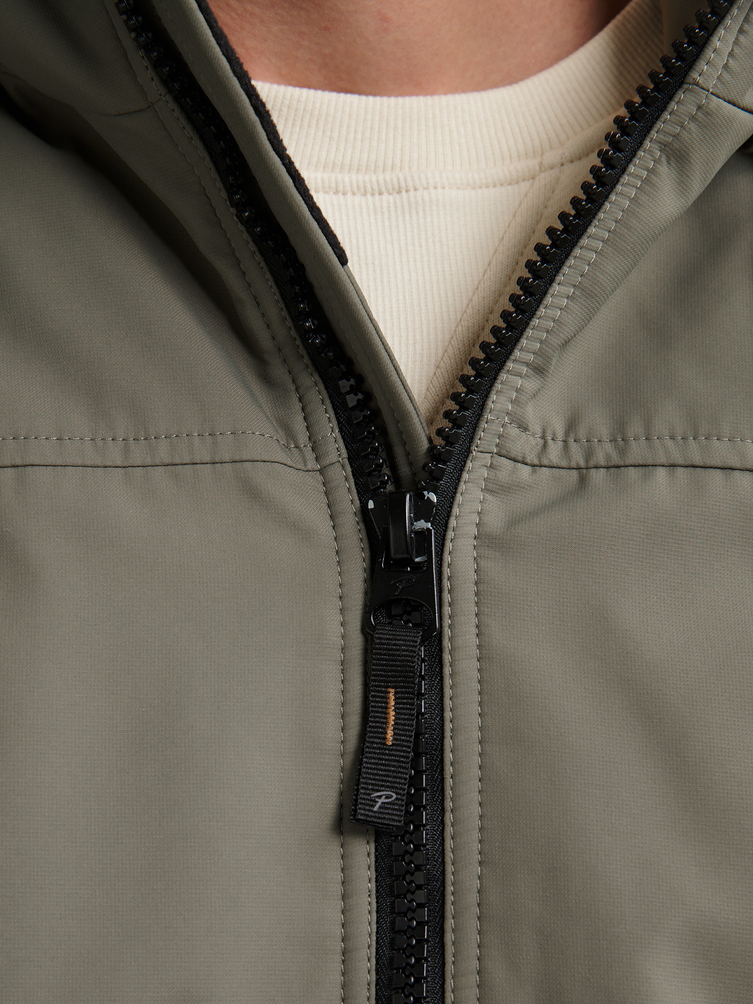 M-3050-JAC112 (6174)