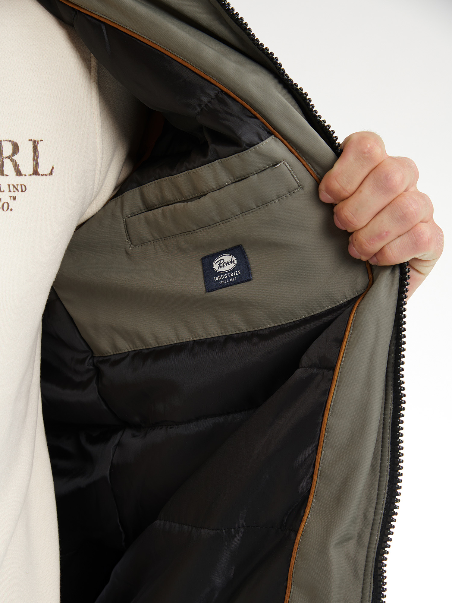 M-3050-JAC112 (6174)