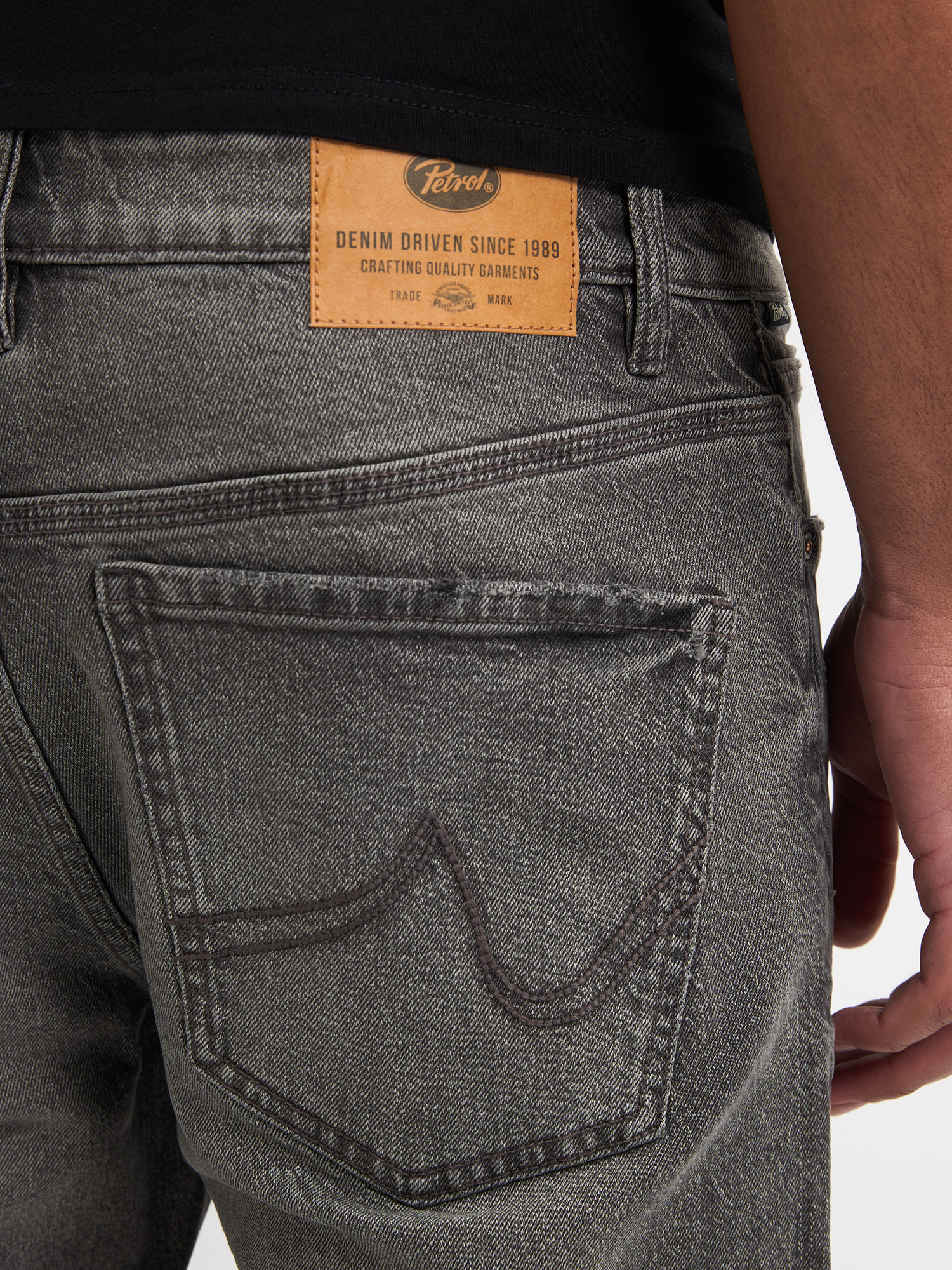 LEWIS - Men Denim Loose Fit (9705 BLACK STONE)