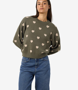 NOISY MAY NMCHARLOTT L/S O-NECK KNOT FWD NOOS (HUMUS HEARTS)
