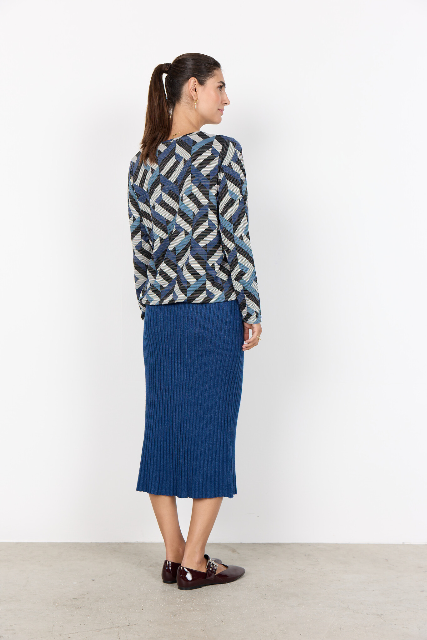 SC-GALINA 64 (6832C)