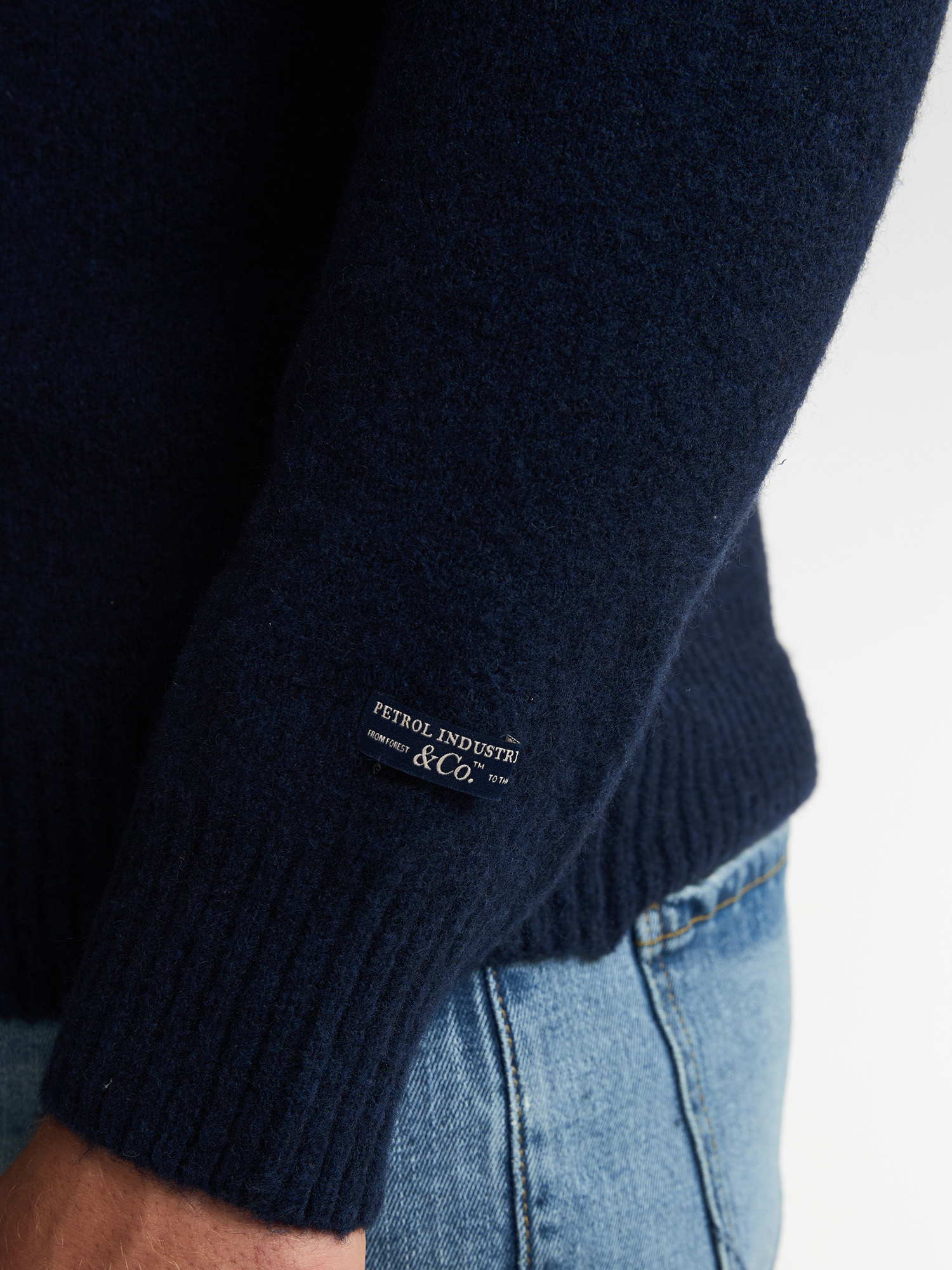 M-3050-KWC296 (5090)