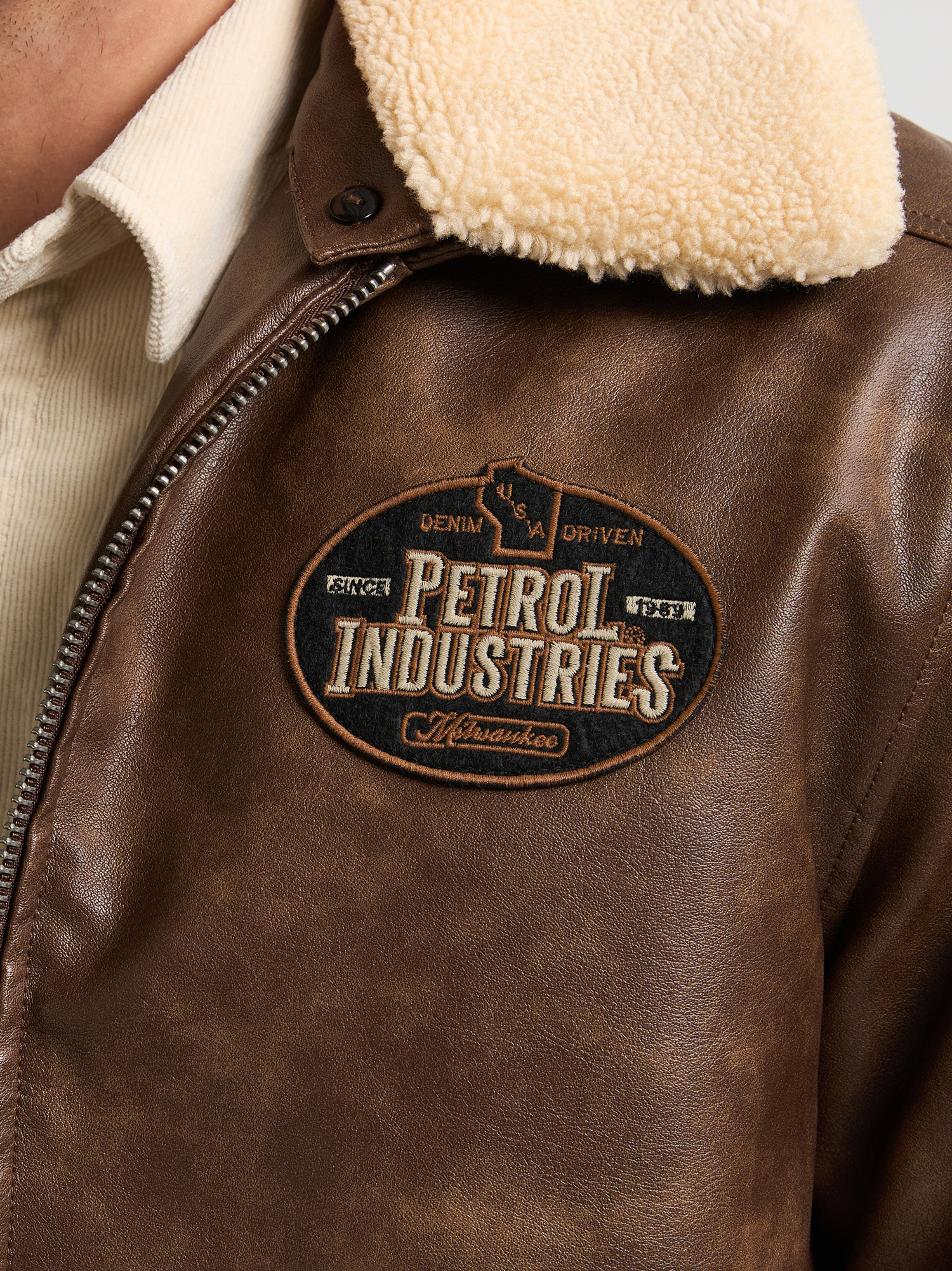 M-3050-JAC121 Men Jacket PU (Mud 7144)