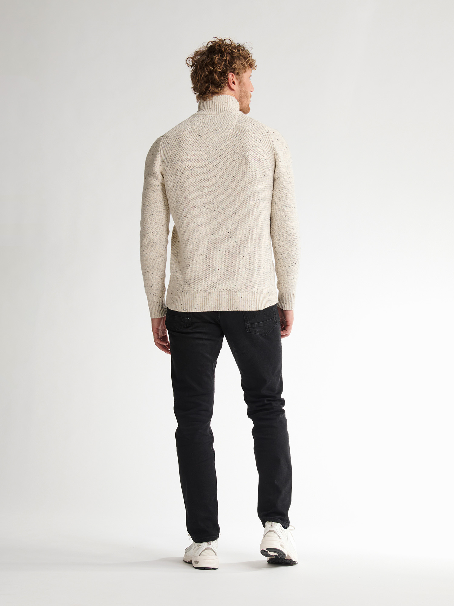 M-3050-KWC226 Men Knitwear Collar (Antique White Melee 0009)