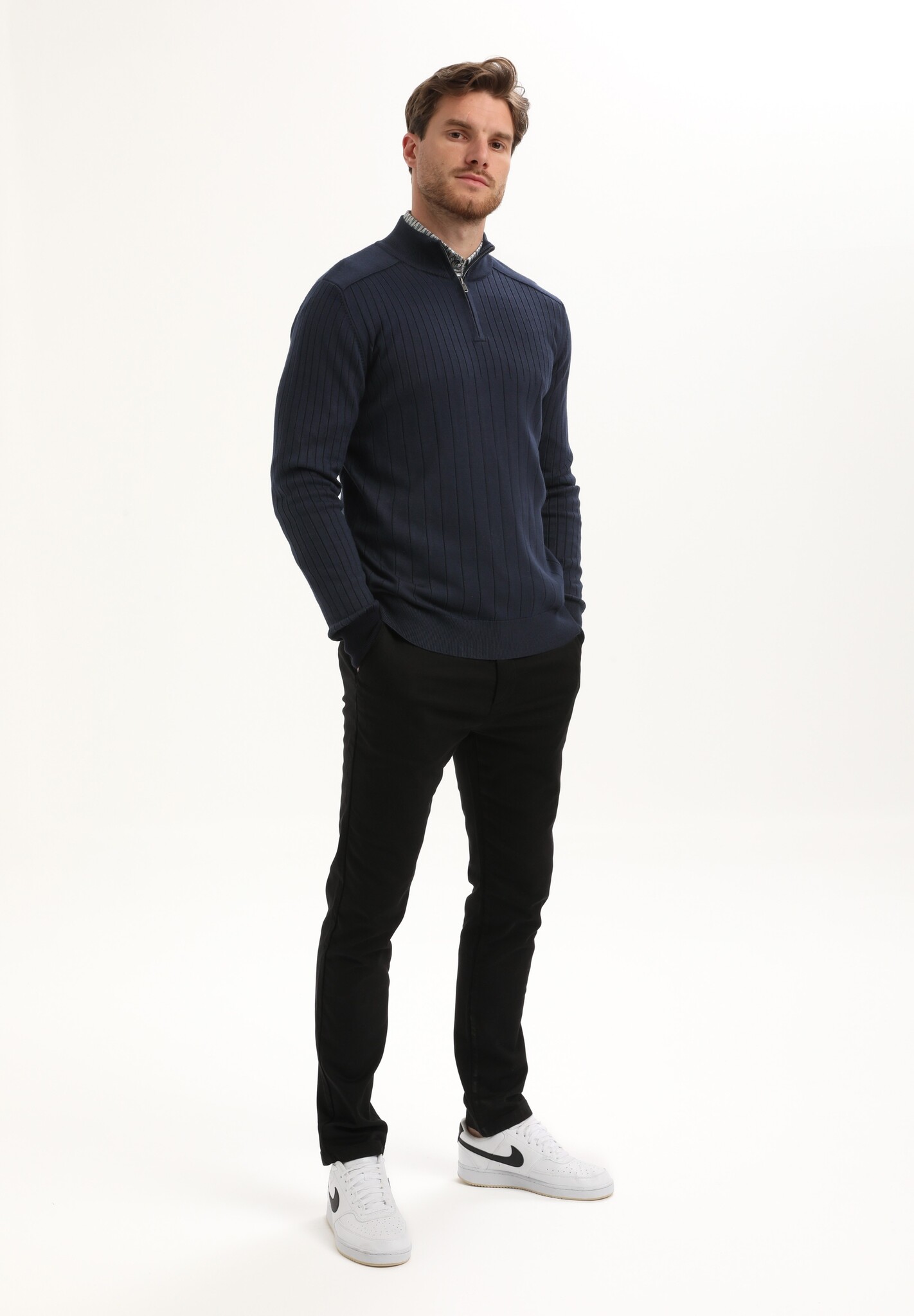 615768 Men Knits (301 Navy)