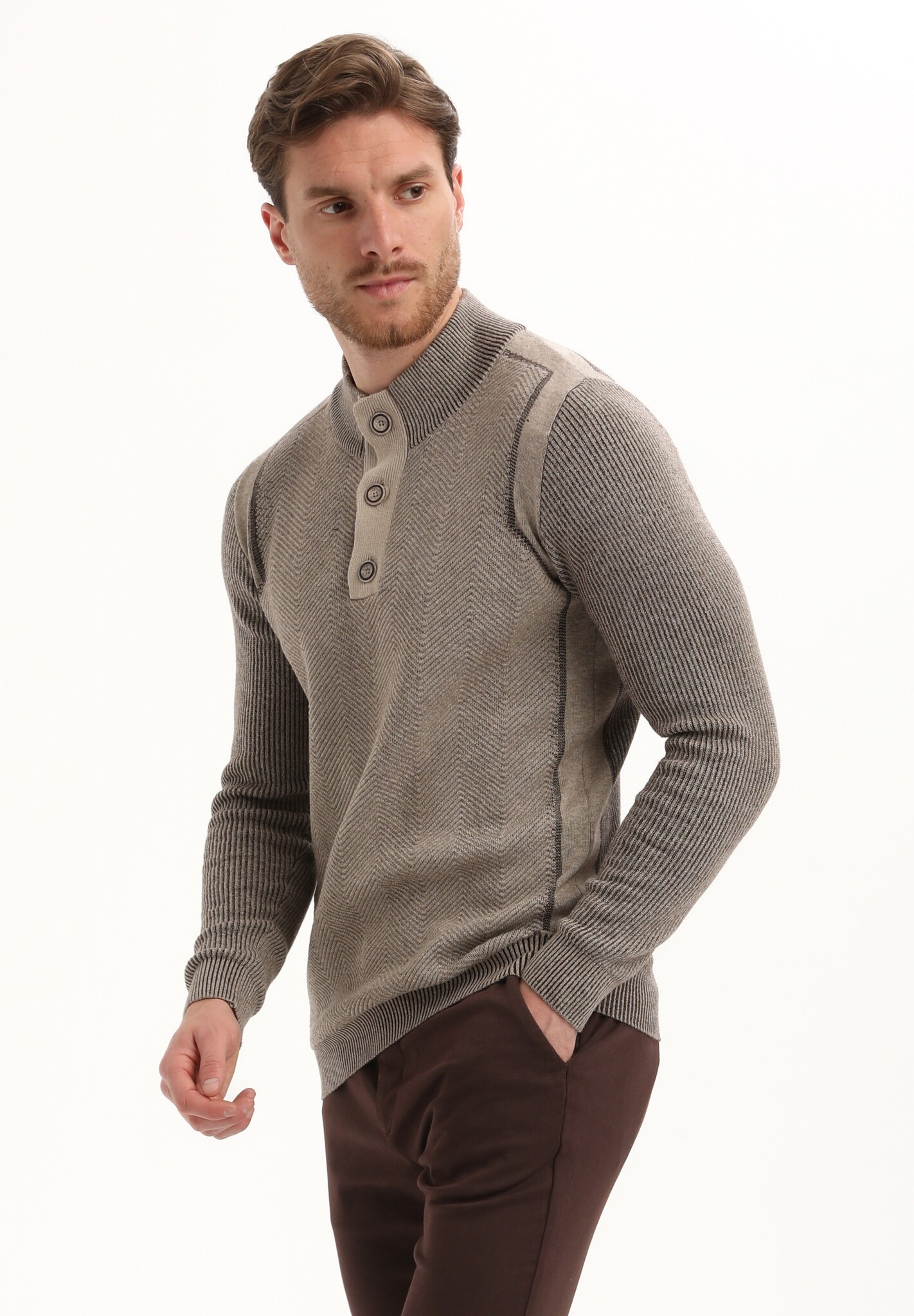 615770 Men Knits (5558 Taupe)