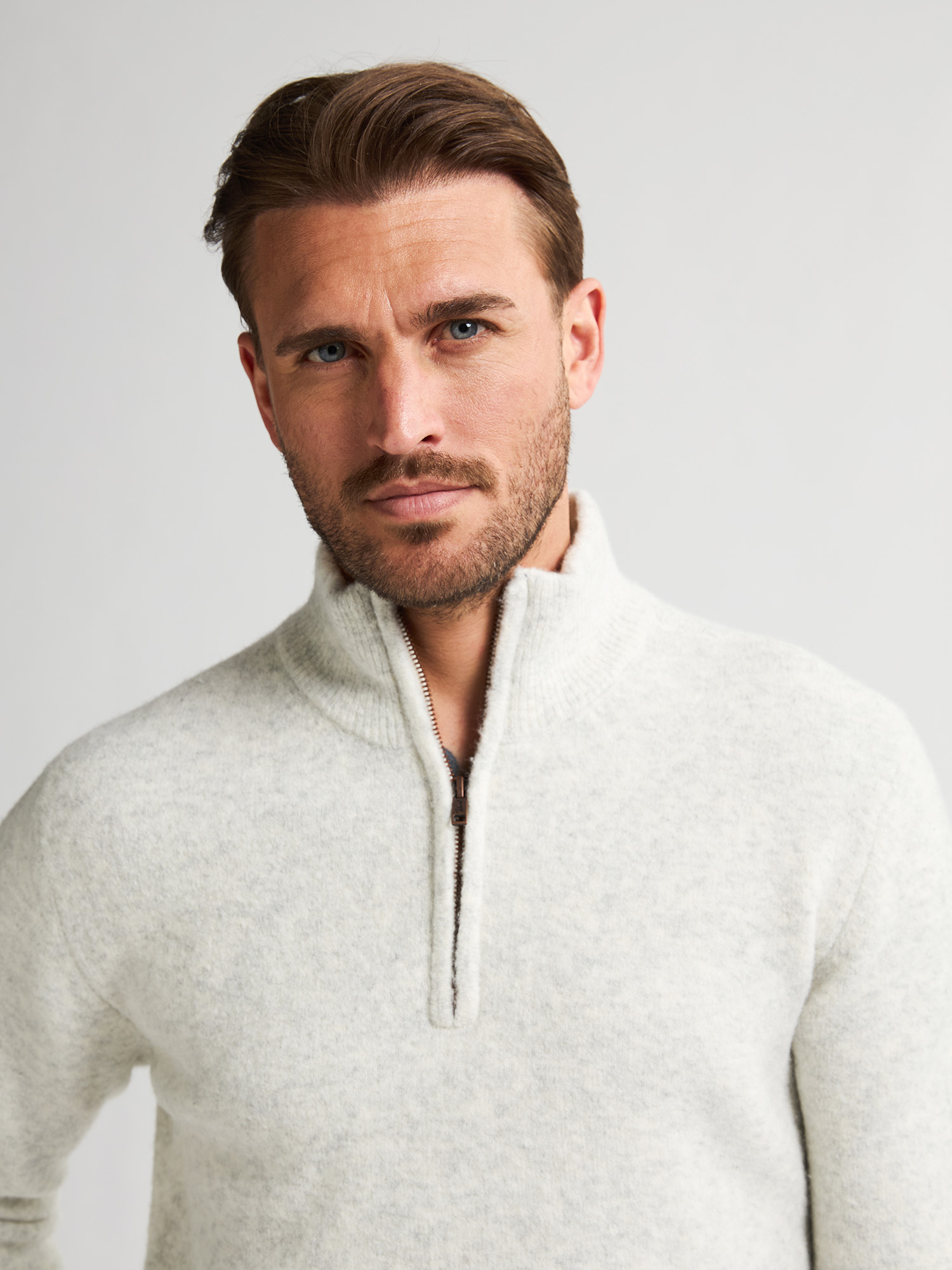 M-3050-KWC290 Men Knitwear Collar (Antique White Melee 0009)