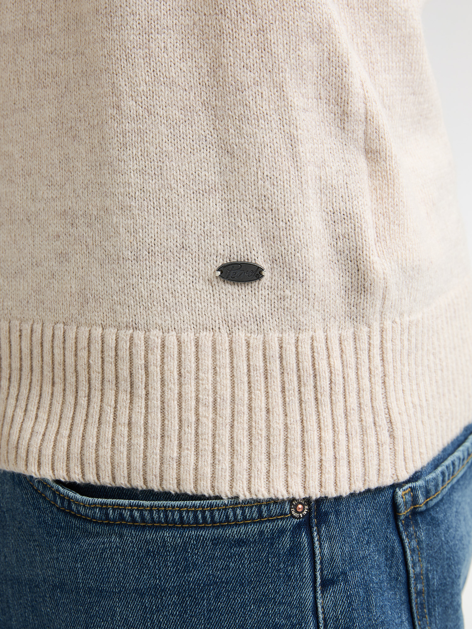 M-3050-KWR219 Men Knitwear Round Neck Basic (1108 Raw Sand)