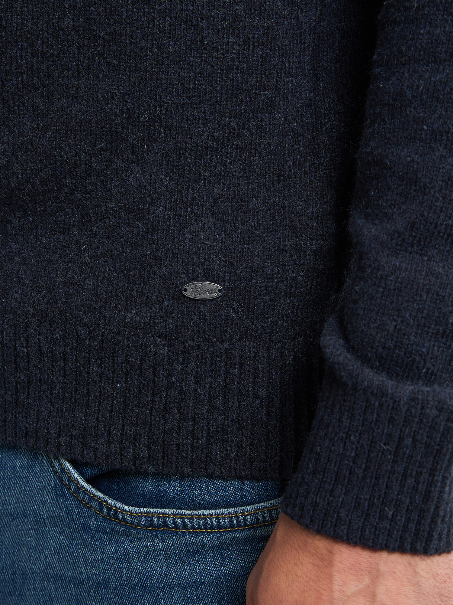 M-3050-KWR219 Men Knitwear Round Neck Basic (5092 Royal Navy)