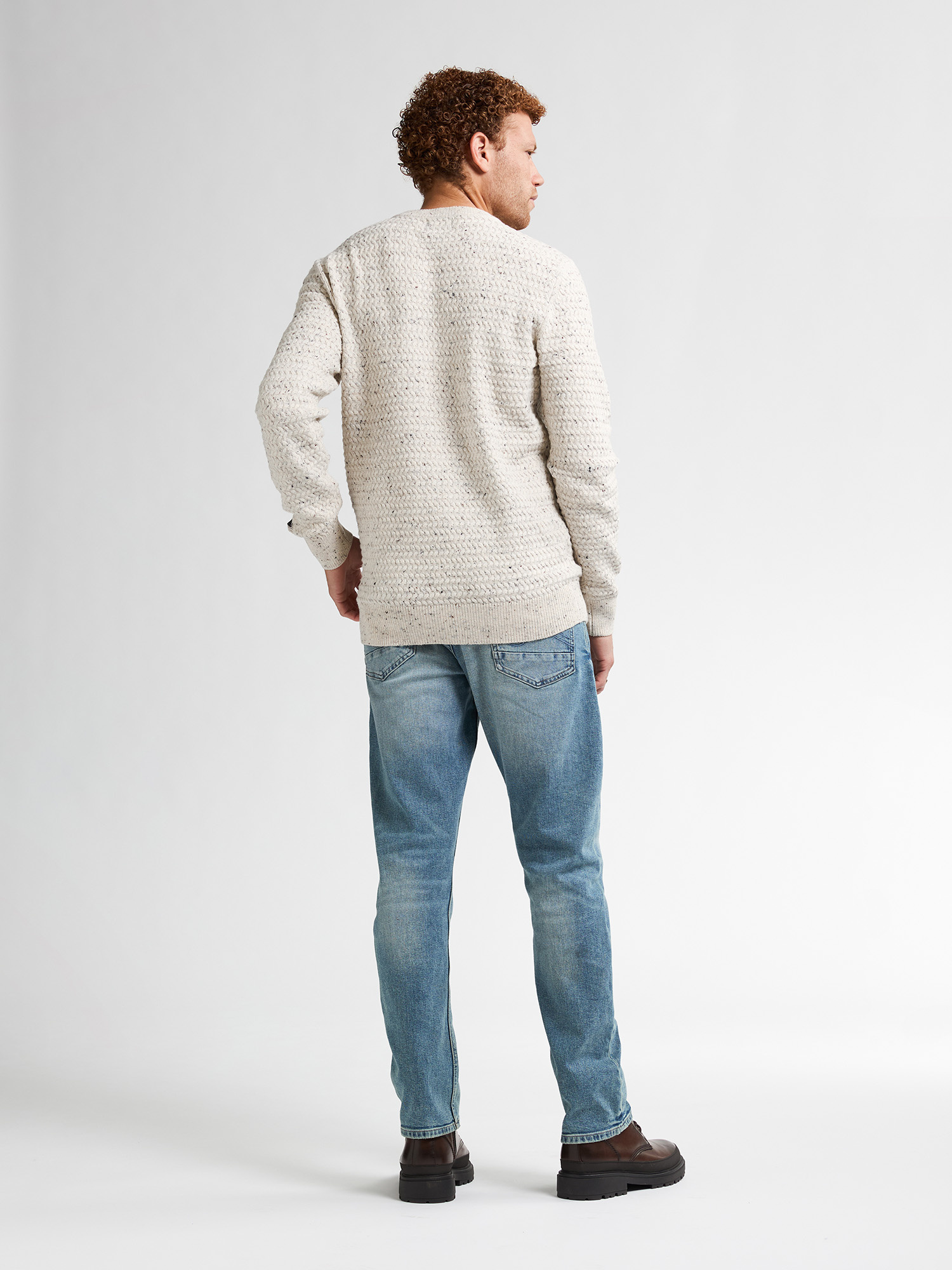 M-3050-KWR222 Men Knitwear Round Neck Basic (Antique White Melee 0009)