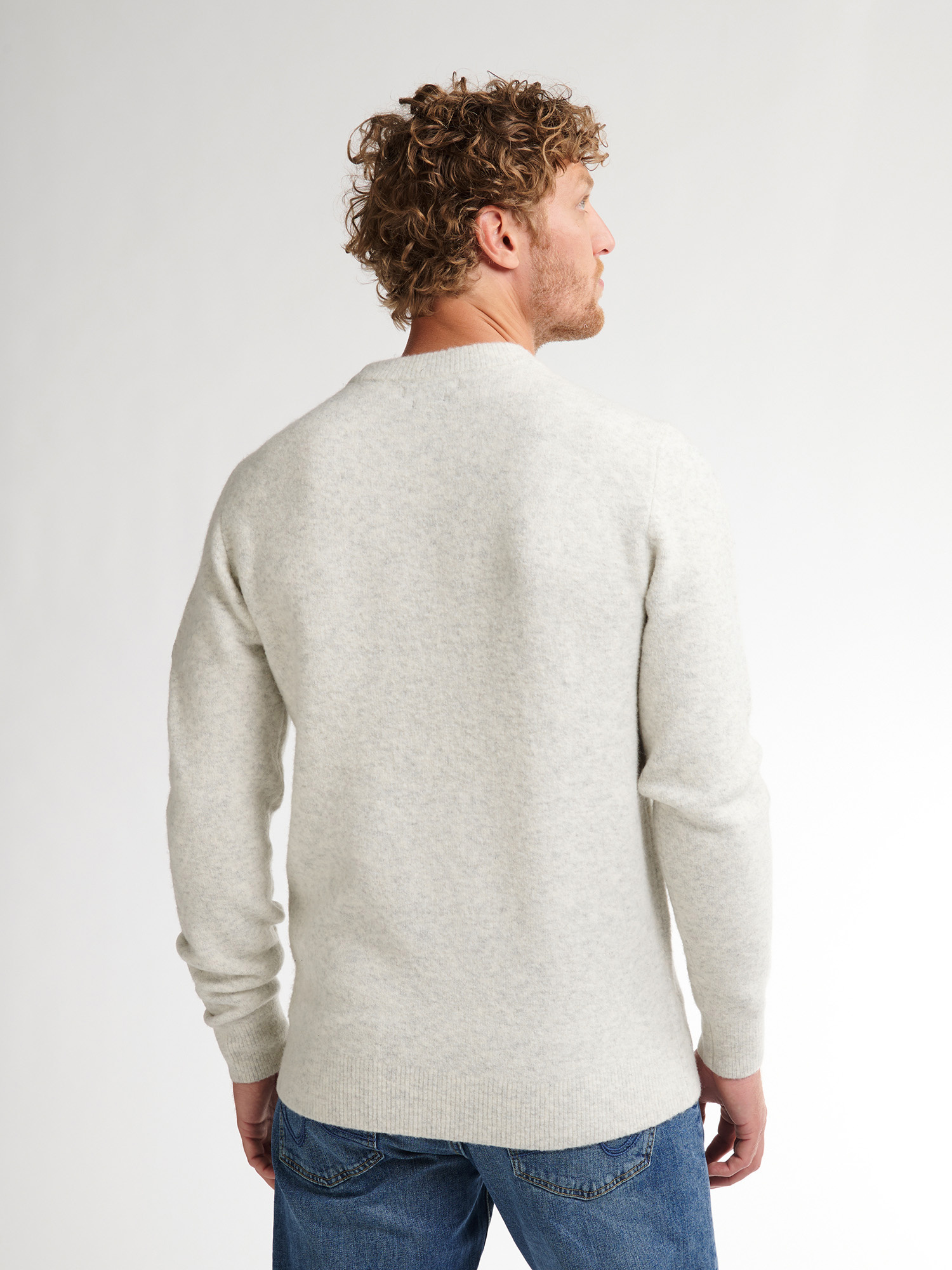 M-3050-KWR291 Men Knitwear Round Neck Basic (Antique White Melee 0009)
