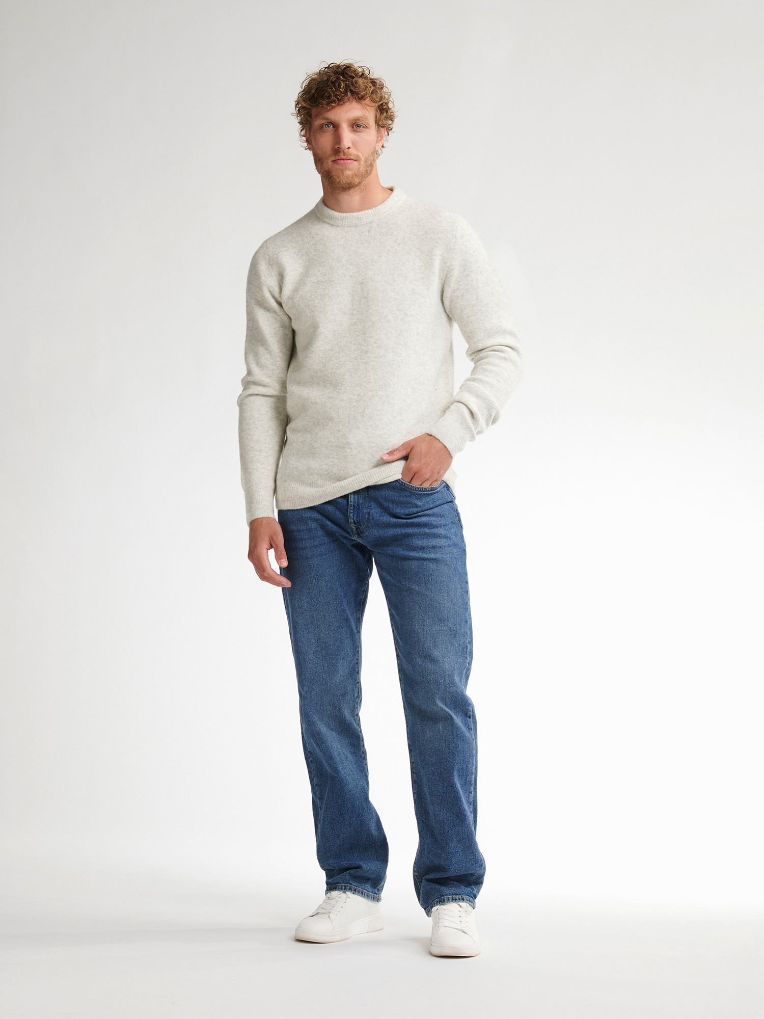 M-3050-KWR291 Men Knitwear Round Neck Basic (Antique White Melee 0009)