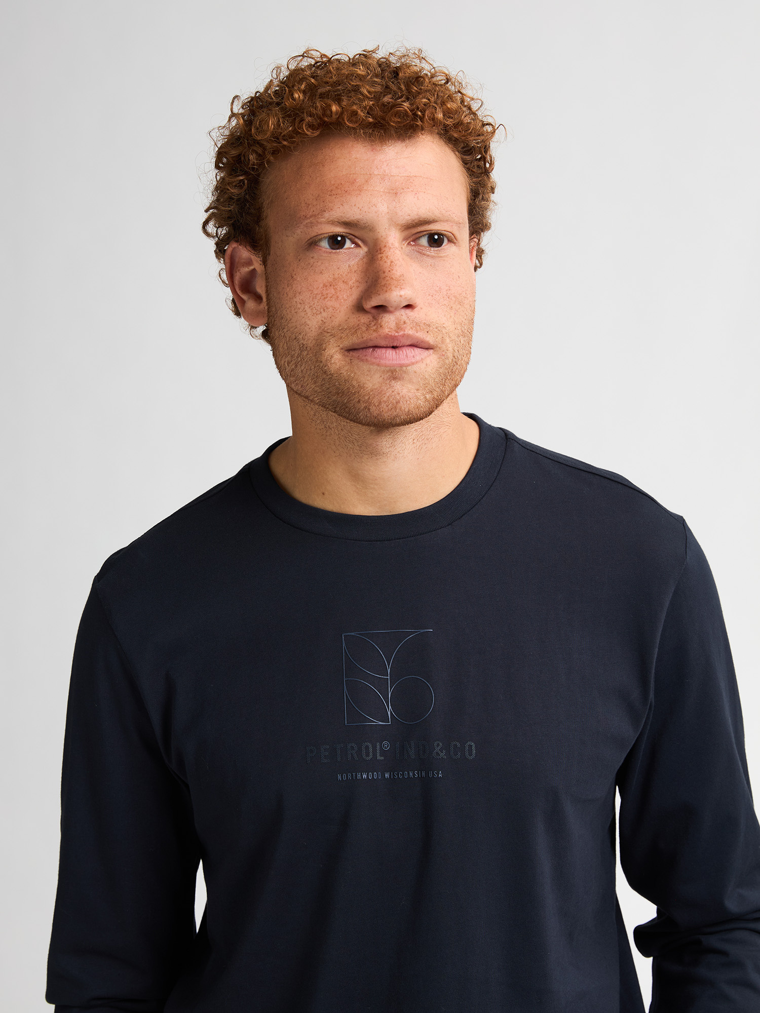 M-3050-TLR623 Men T-Shirt LS Round Neck (5092 Royal Navy)