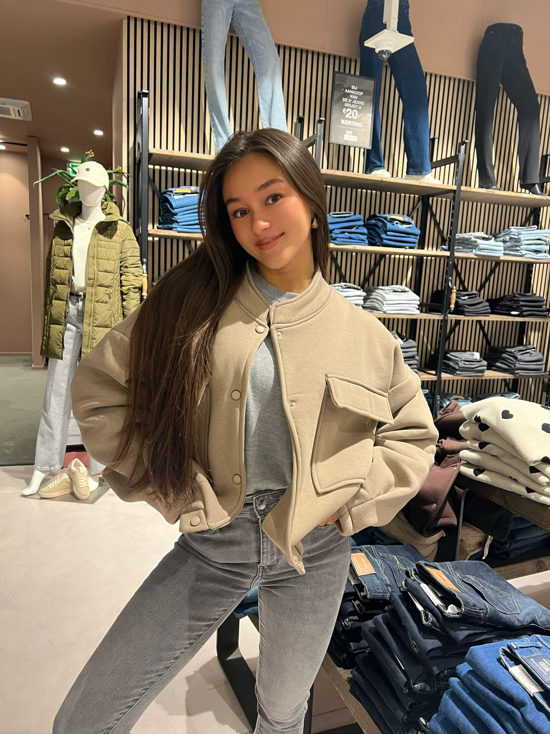 KELLY - BANU BOMBER (Beige)
