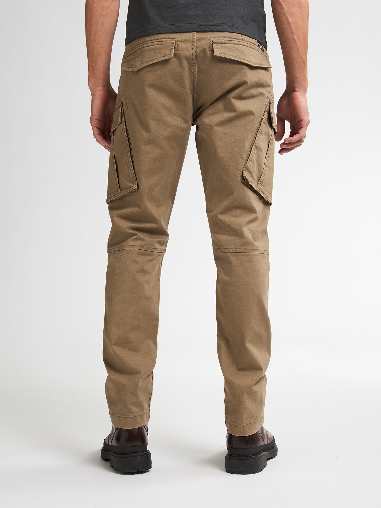 M-ROS-TRO581 Men Cargo (7140 Oak)