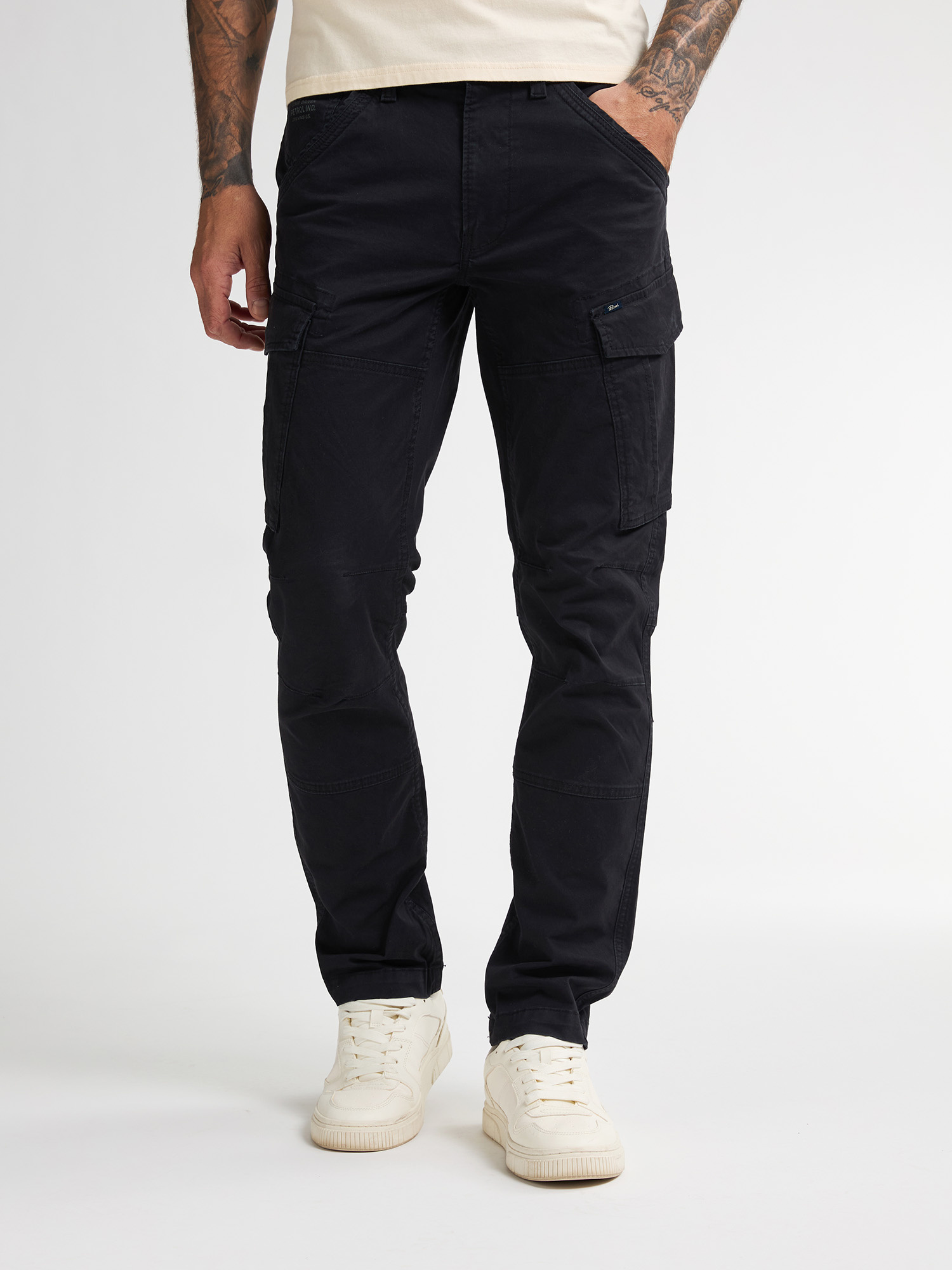 M-ROS-TRO581 Men Cargo (9999 Black)