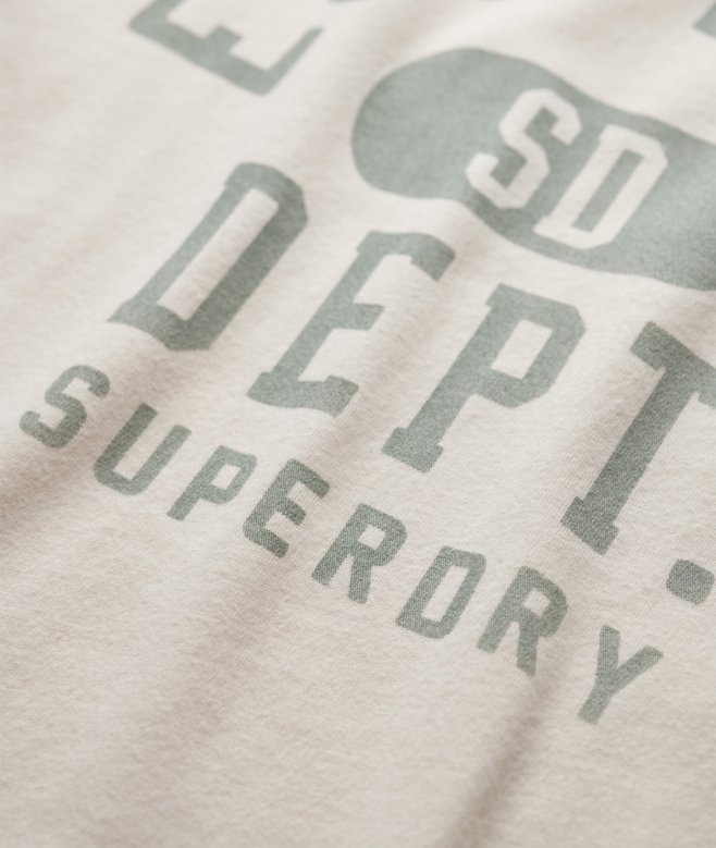 ATHLETIC GRAPHIC FITTED TEE (Desert)