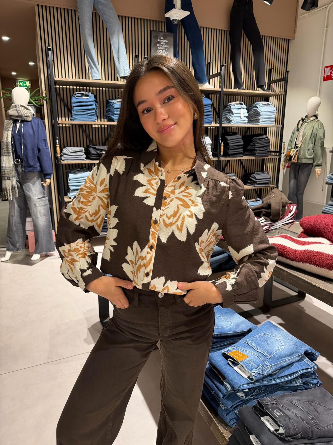 CAMILLE - Flower Blouse (Brown/Camel)