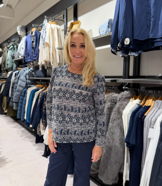 Lutta Figure White Navy