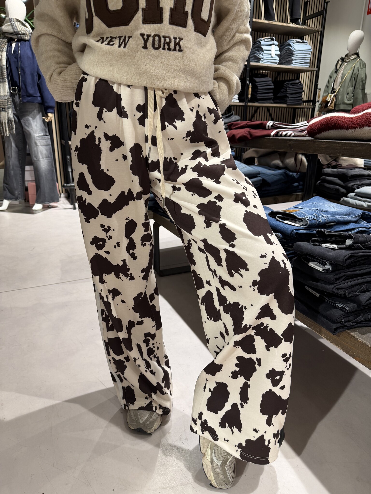 COW Pants -Loose Fit
