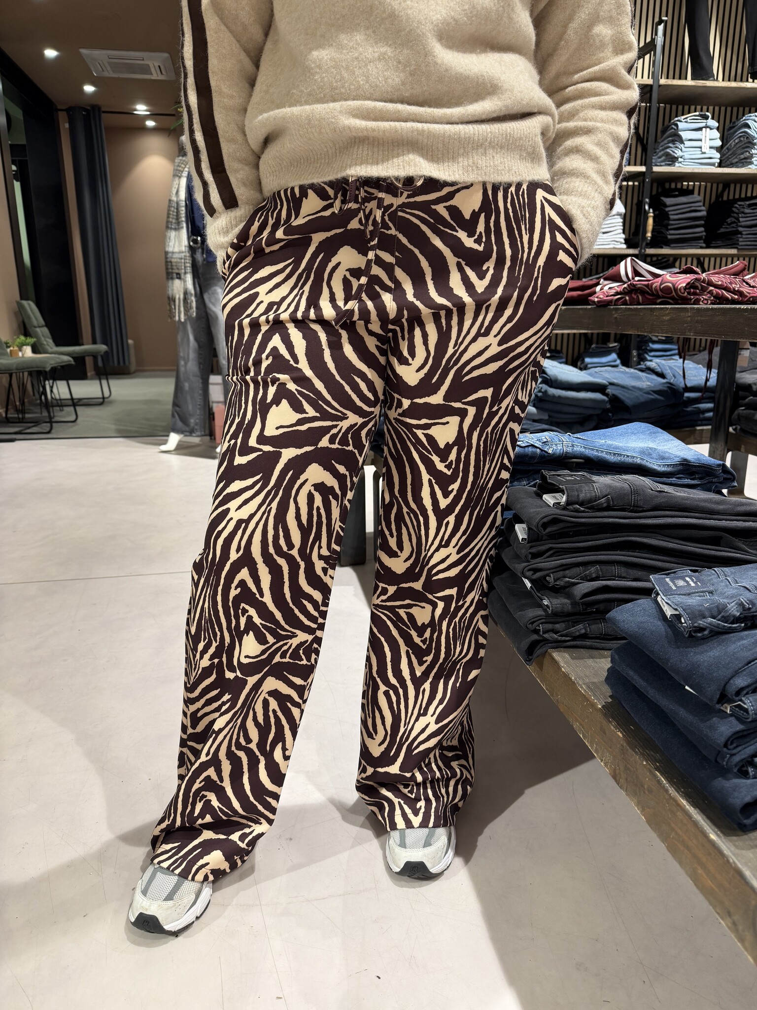 AZZURO - Zebra Pant (Aubergine)