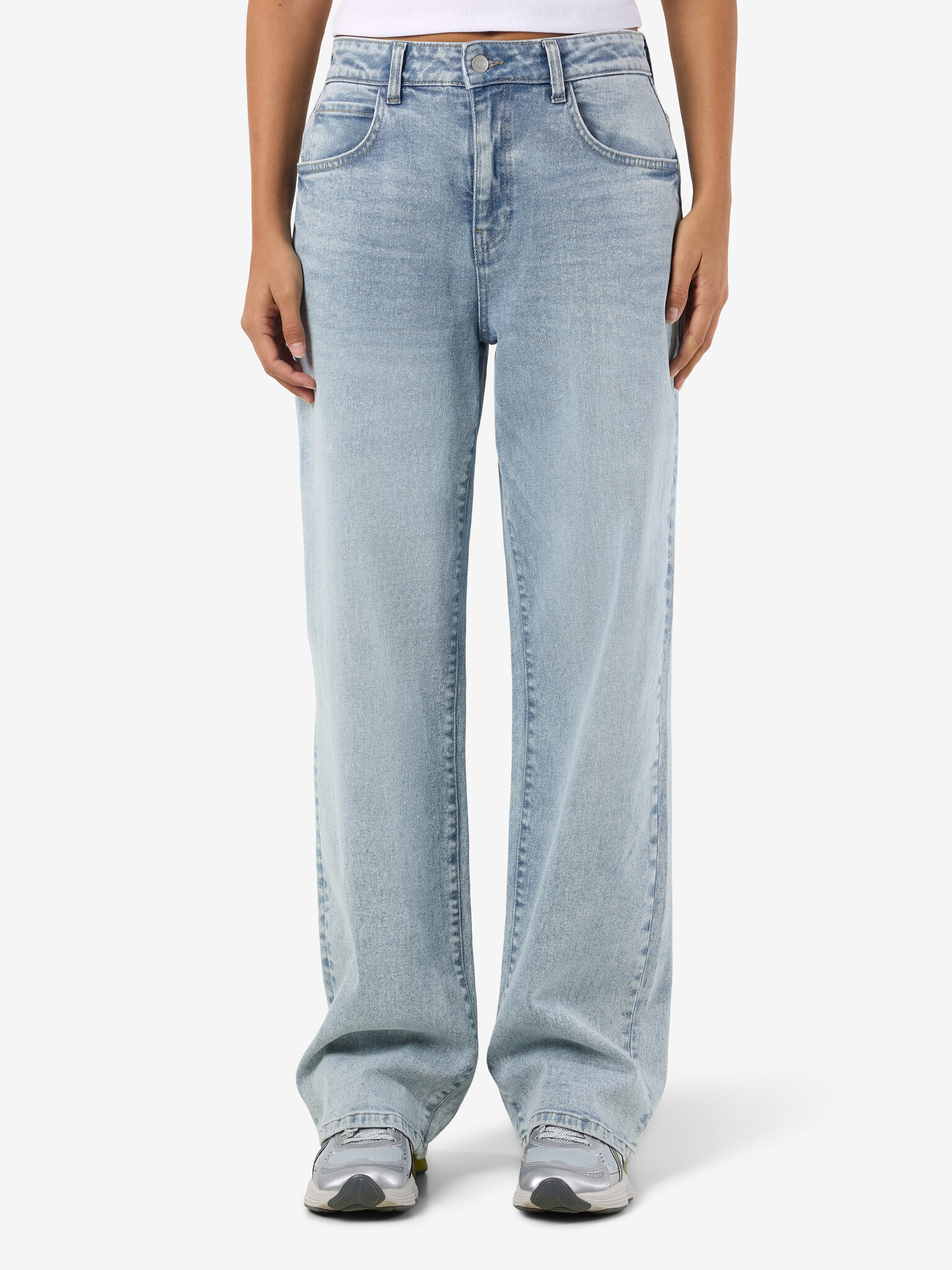 NMJOSIE  HW BAGGY JEANS (Light Blue Denim)