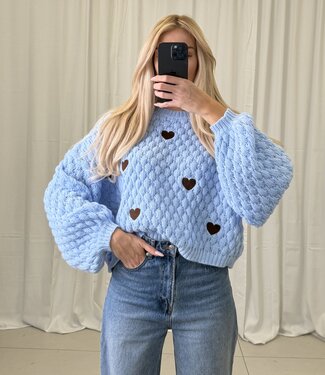 ARI HEART PULLOVER  (Light Blue)